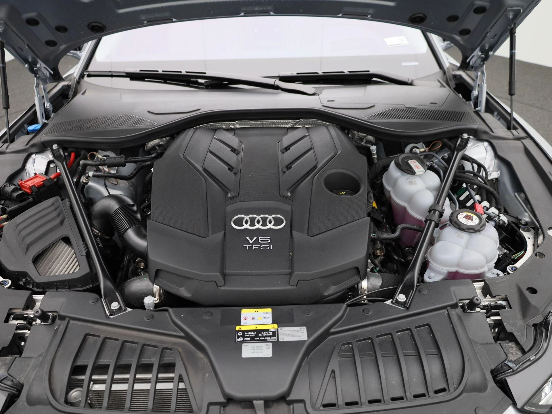 Audi-A8-image-70