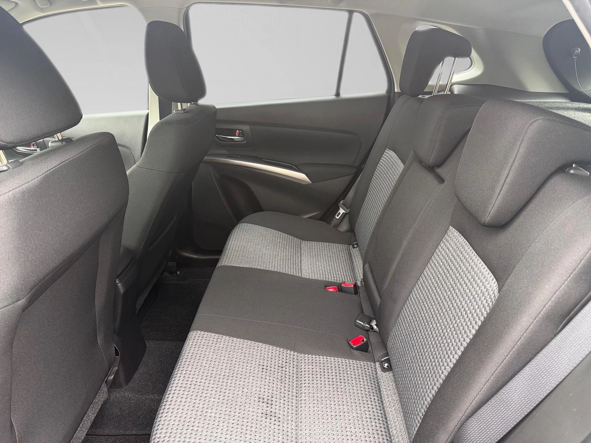 Suzuki-S-Cross-image-10