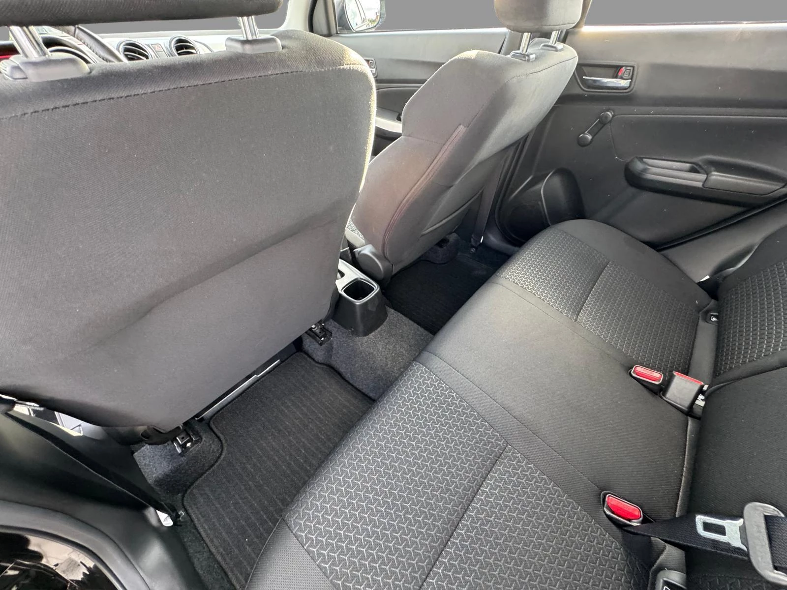 Suzuki-Swift-image-19