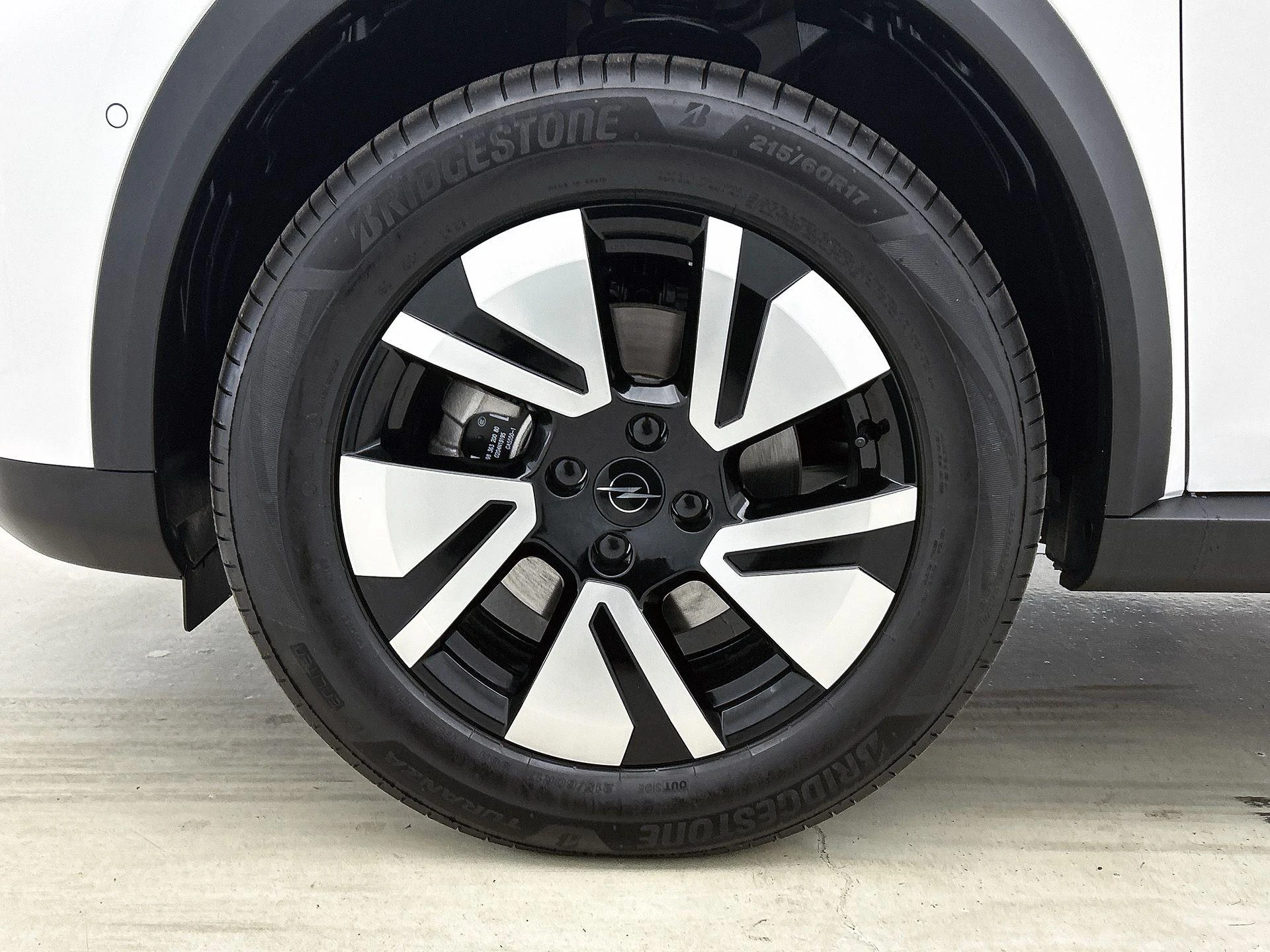 Opel-Frontera-image-33