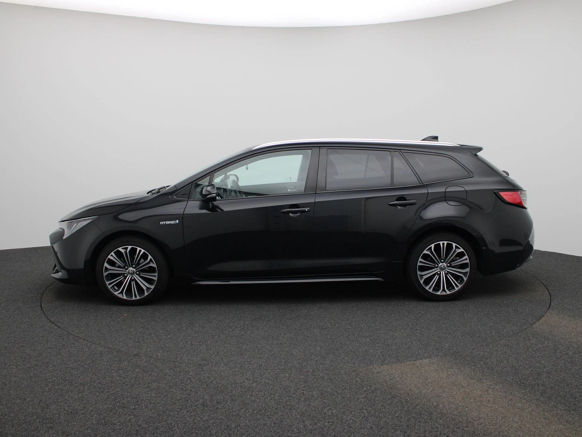 Toyota-Corolla Touring Sports-image-5