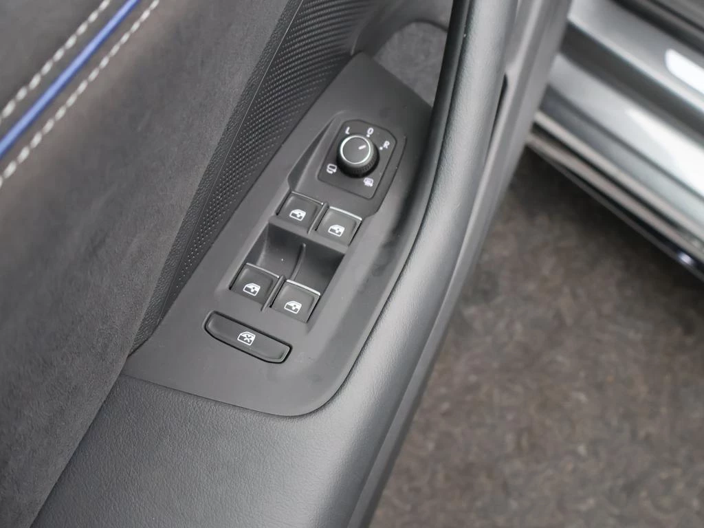 Volkswagen-Passat-image-20