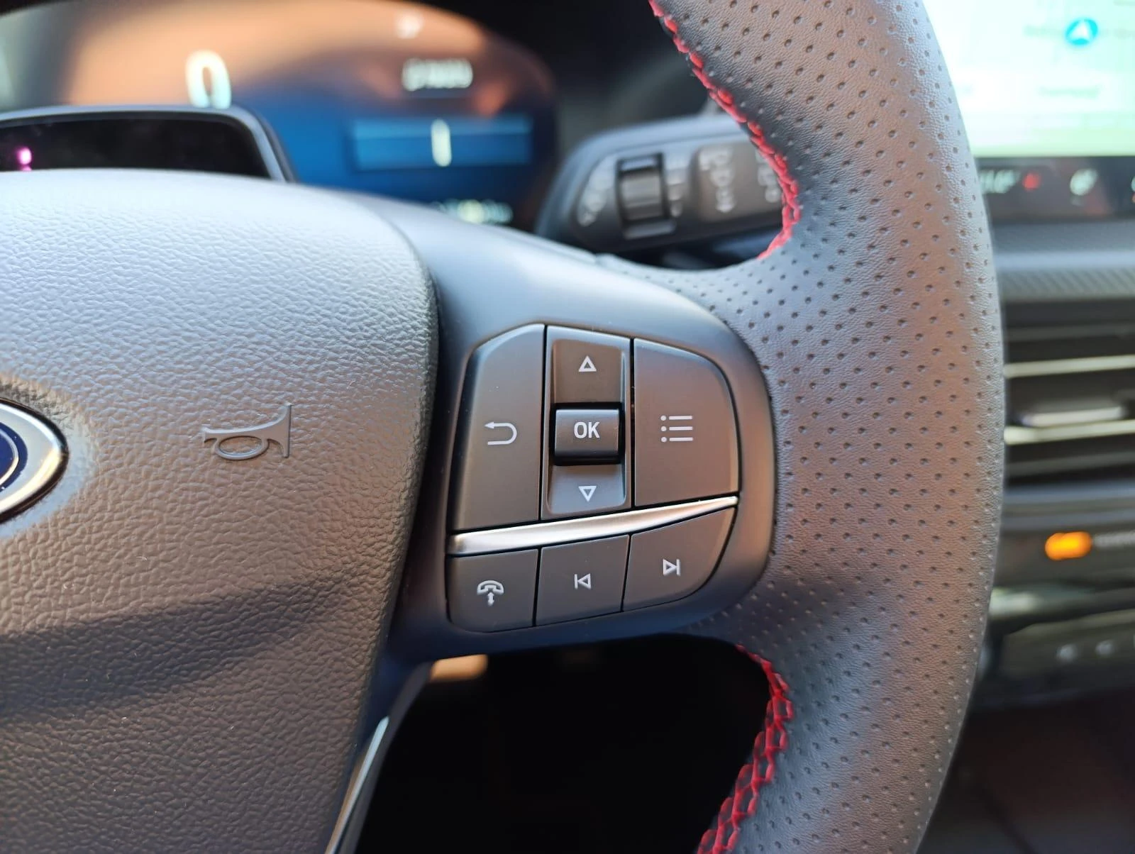 Ford-Kuga-image-29