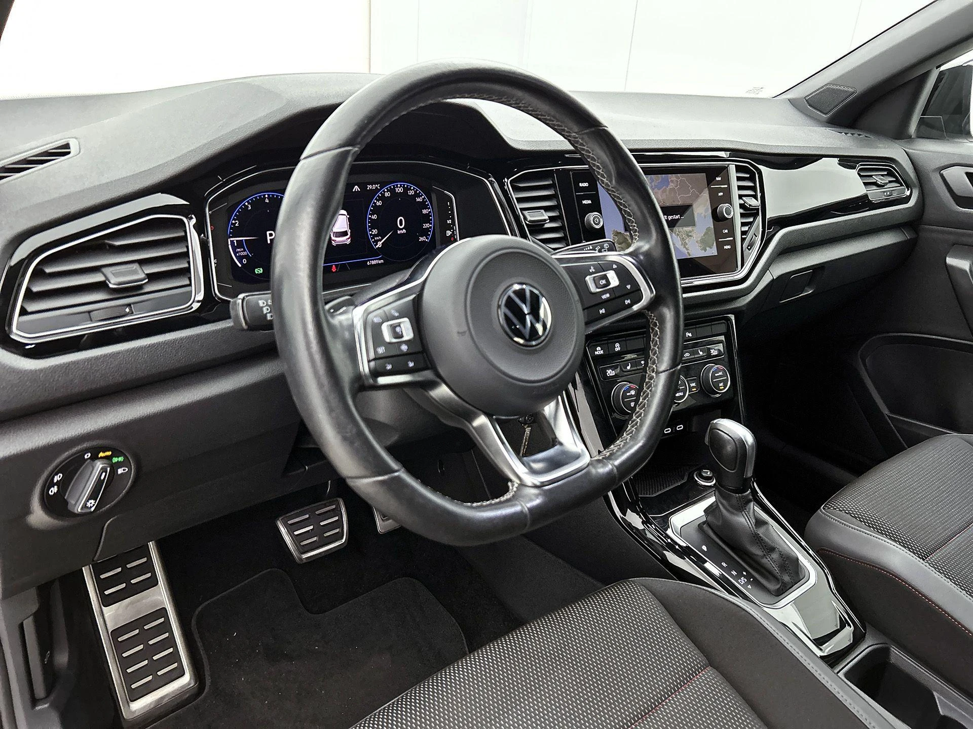 Volkswagen T-Roc 1.5 TSI R-Line | 150 PK