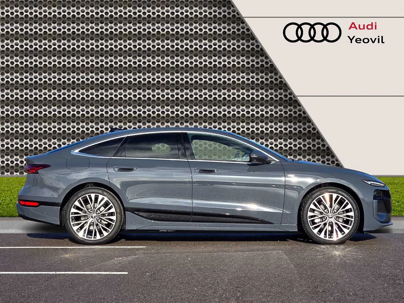 Audi-A6 Sportback e-tron-image-3