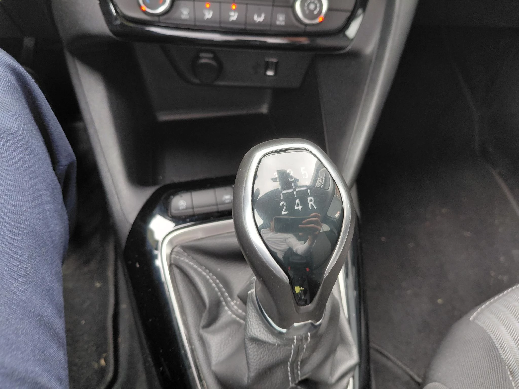 Opel-Corsa-image-8