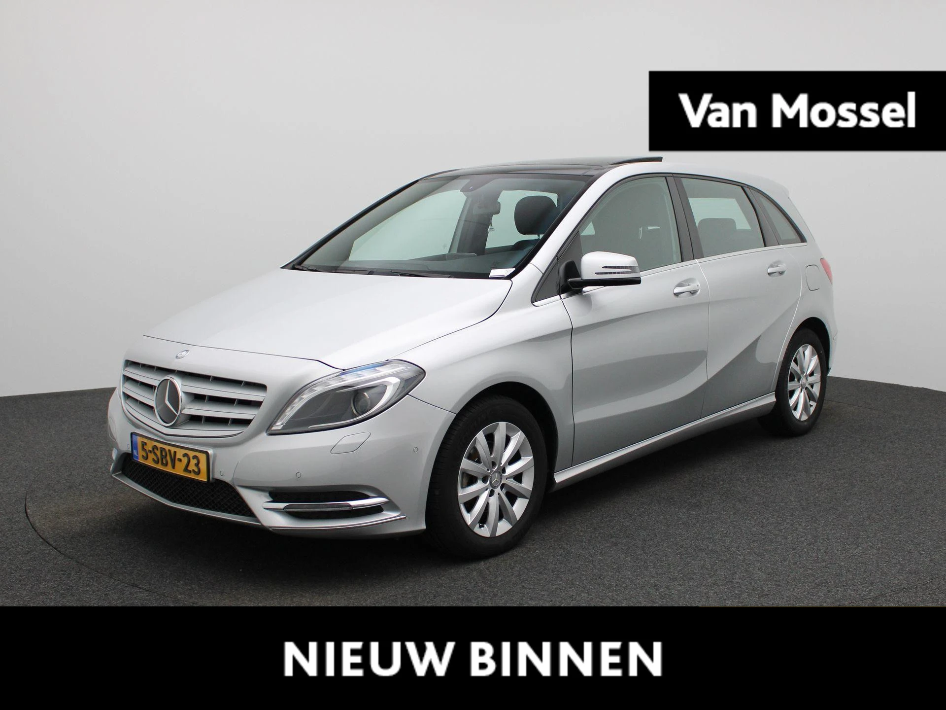 Mercedes-Benz-B-Klasse-image-0