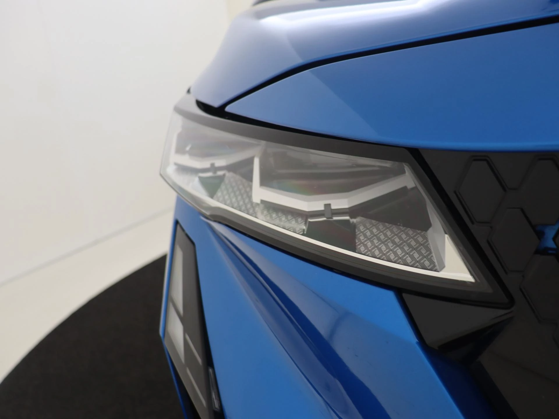 Renault-Rafale-image-9