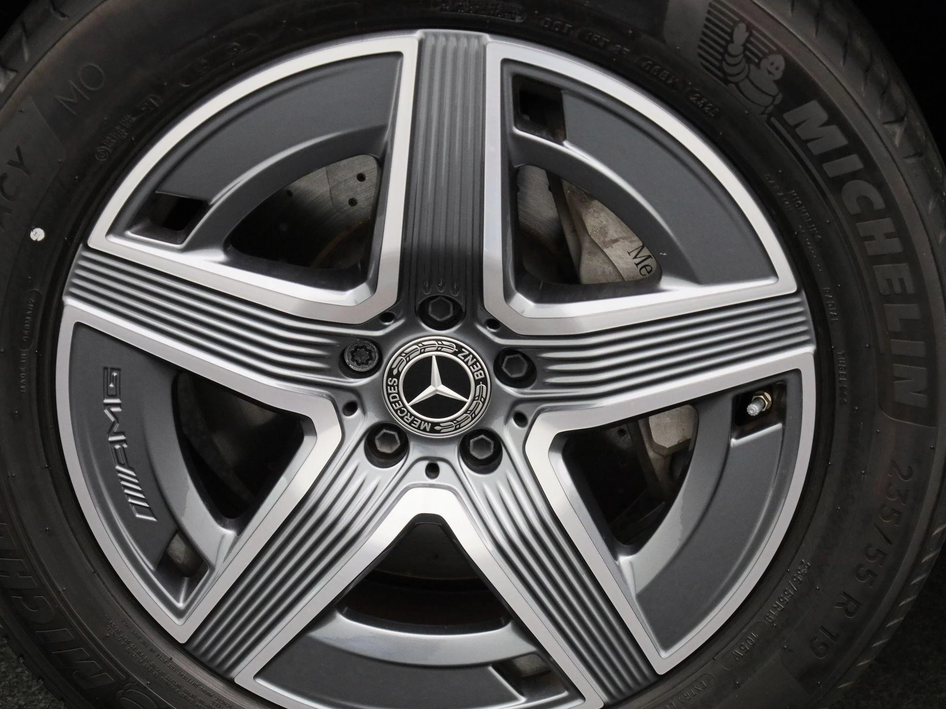 Mercedes-Benz-GLC-image-13