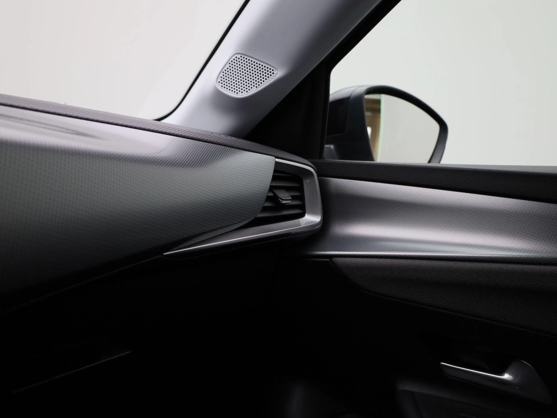 Opel-Mokka-e-image-29