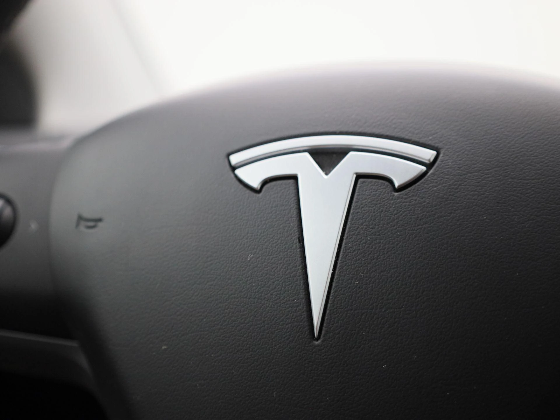 Tesla Model Y Long Range Dual Motor