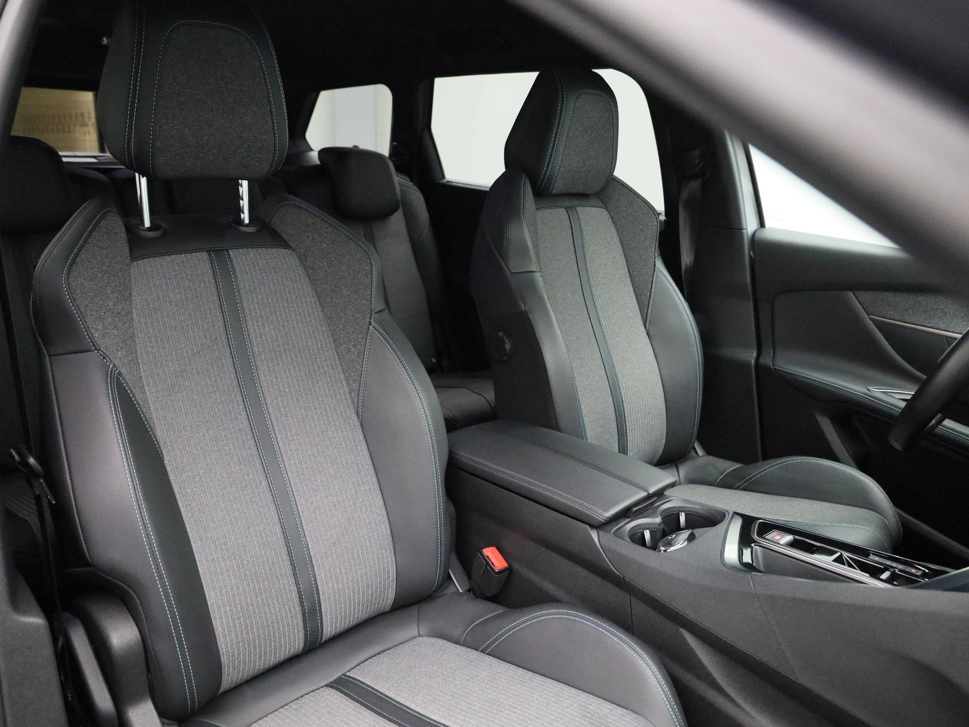 Peugeot-5008-image-39