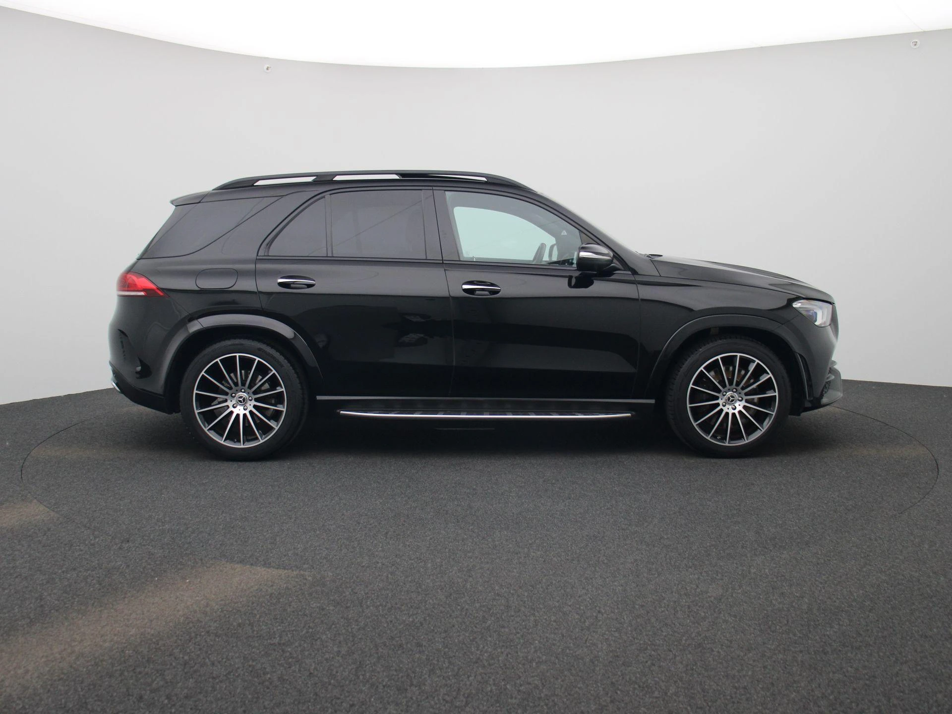 Mercedes-Benz-GLE-image-5