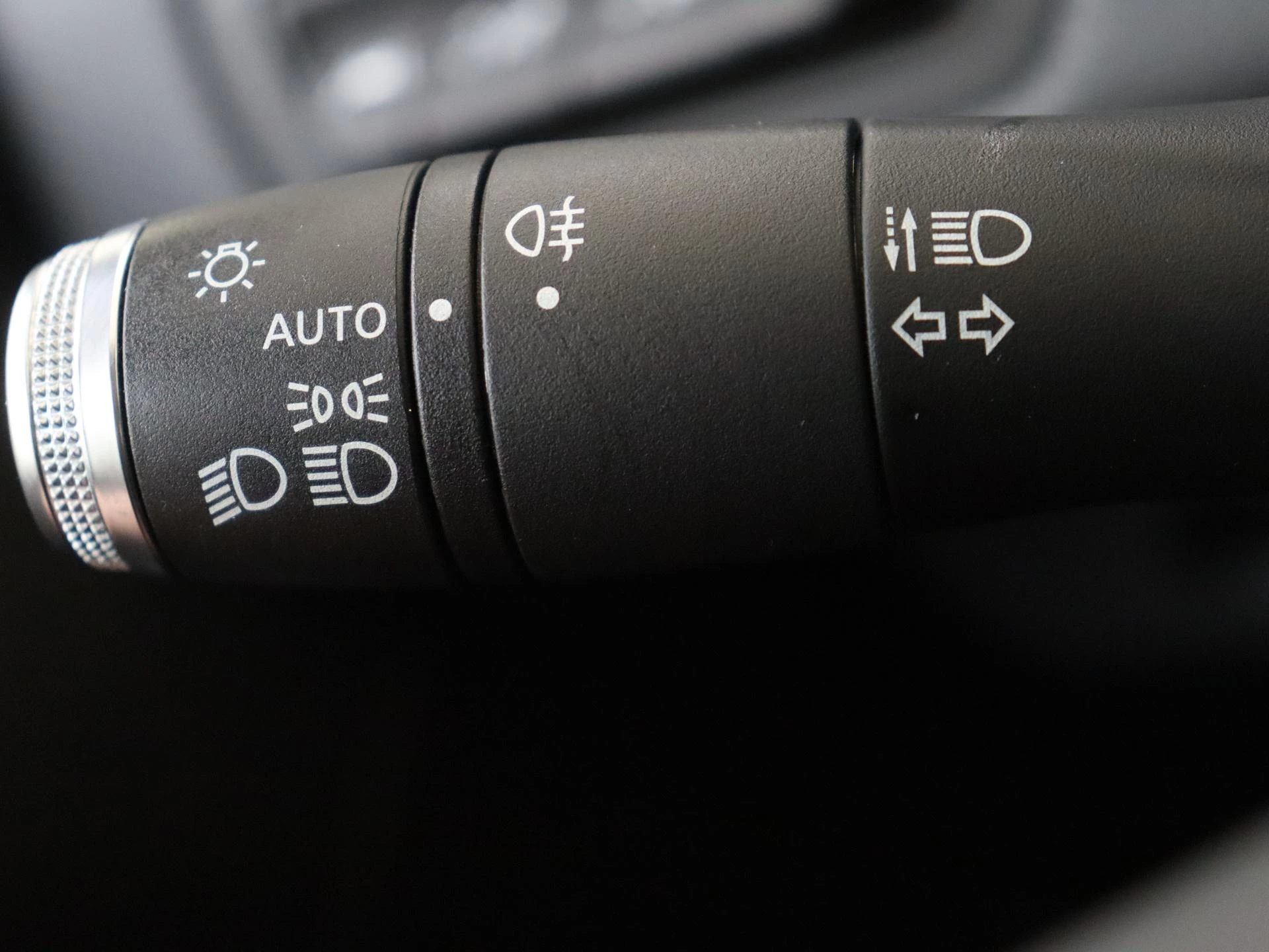 Renault-Clio-image-20