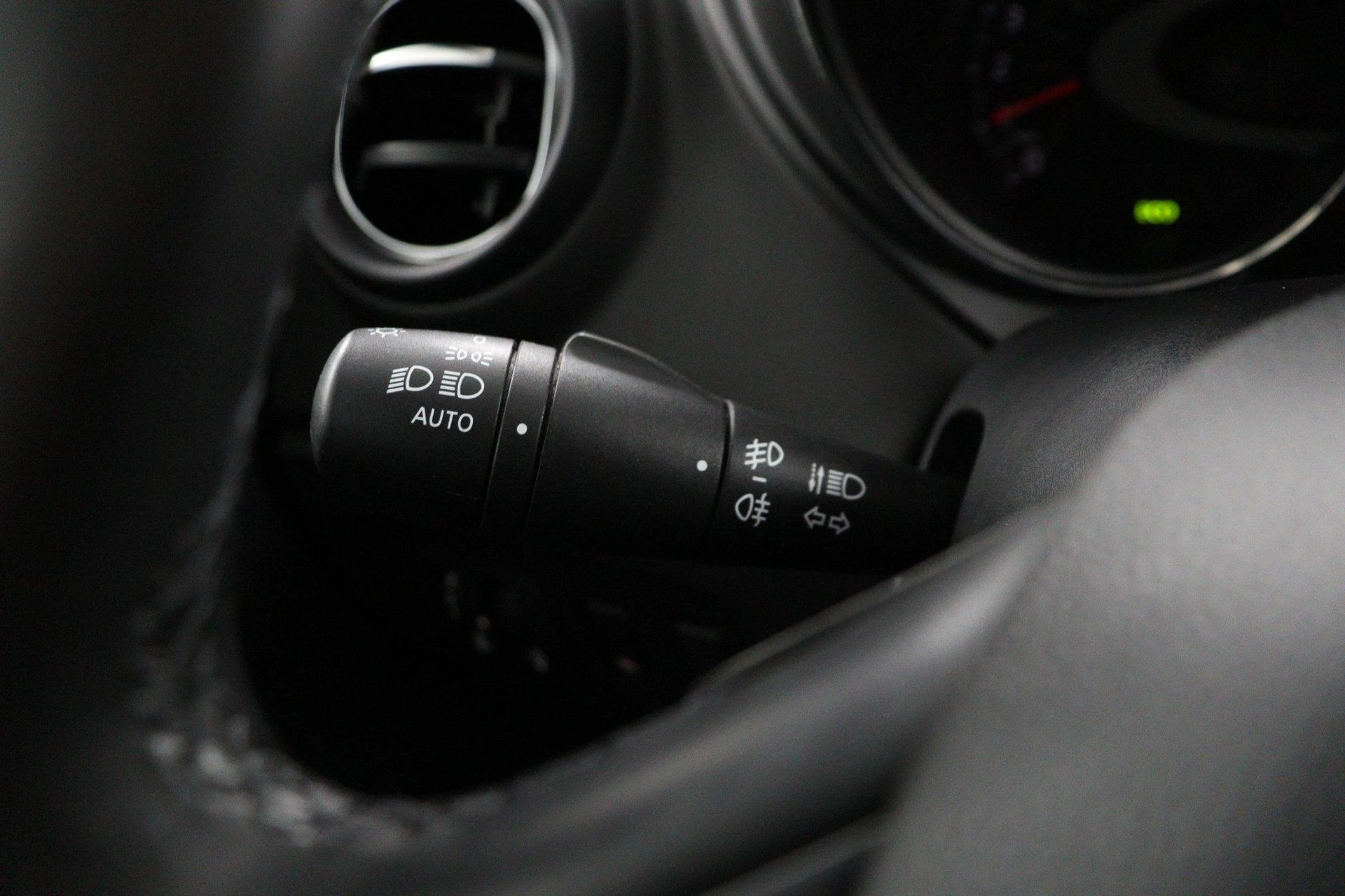 Renault-Captur-image-23