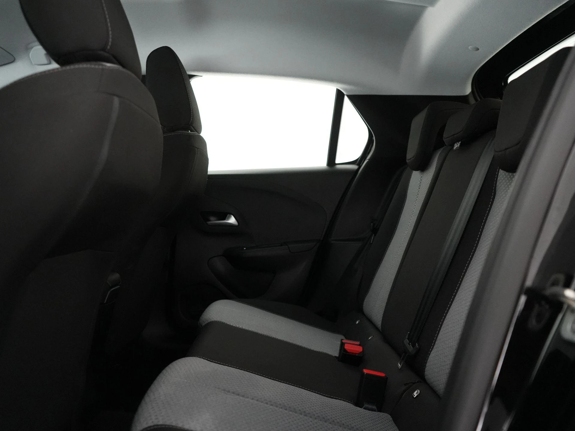 Opel-Corsa-image-12