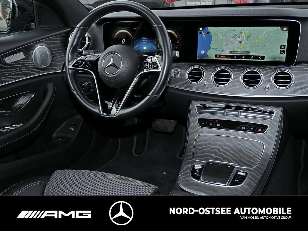 Mercedes-Benz E-Klasse 300 T de AMG PANO 360° AHK BURMESTER NIGHT AMG LineW213 E 300 T de AMG PANO 360° AHK BURMESTER NIGHT AMG Line