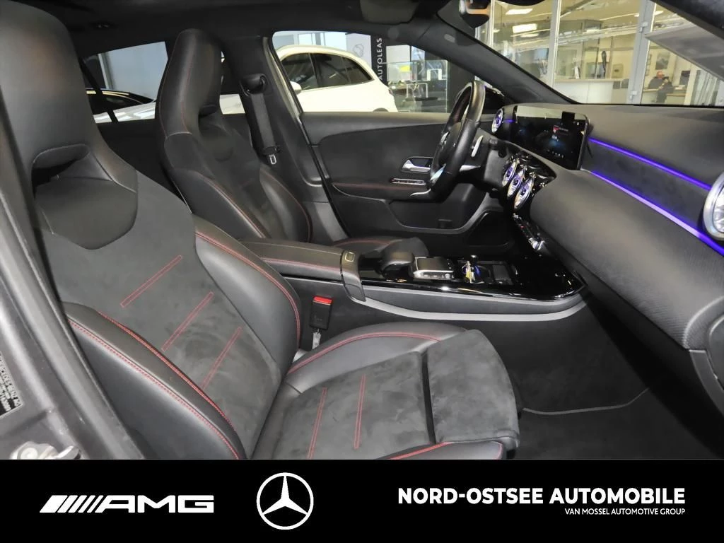 Mercedes-Benz A-Klasse 250 AMG MULTI NIGHT SOUND PANO PARKPAKET DAB AMG LineW177 A 250 AMG MULTI NIGHT SOUND PANO PARKPAKET DAB AMG Line