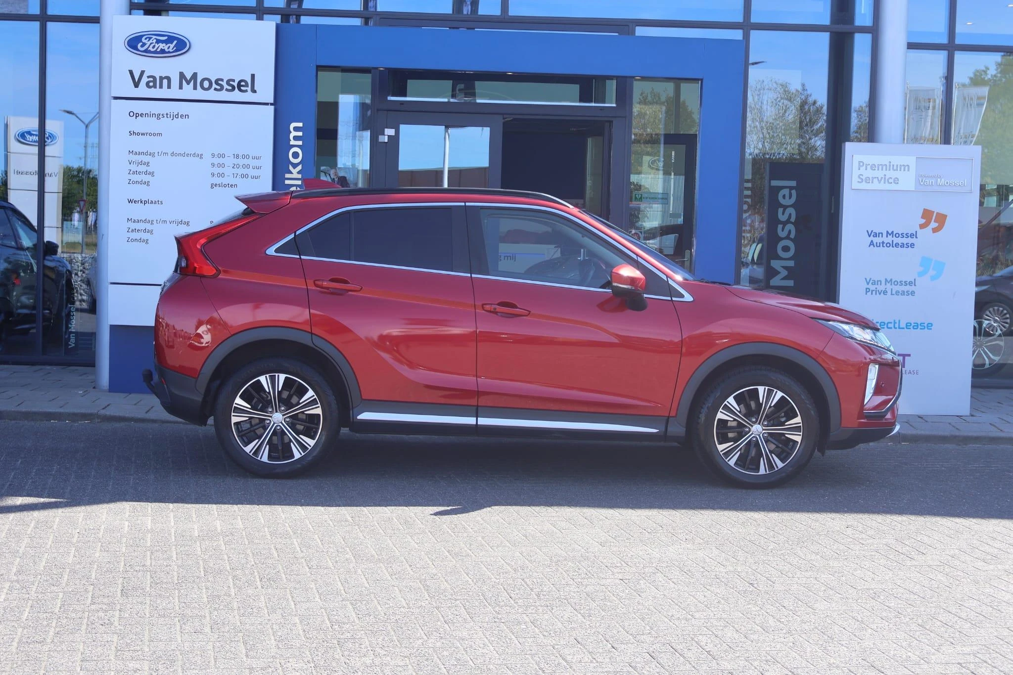 Mitsubishi-Eclipse Cross-image-3