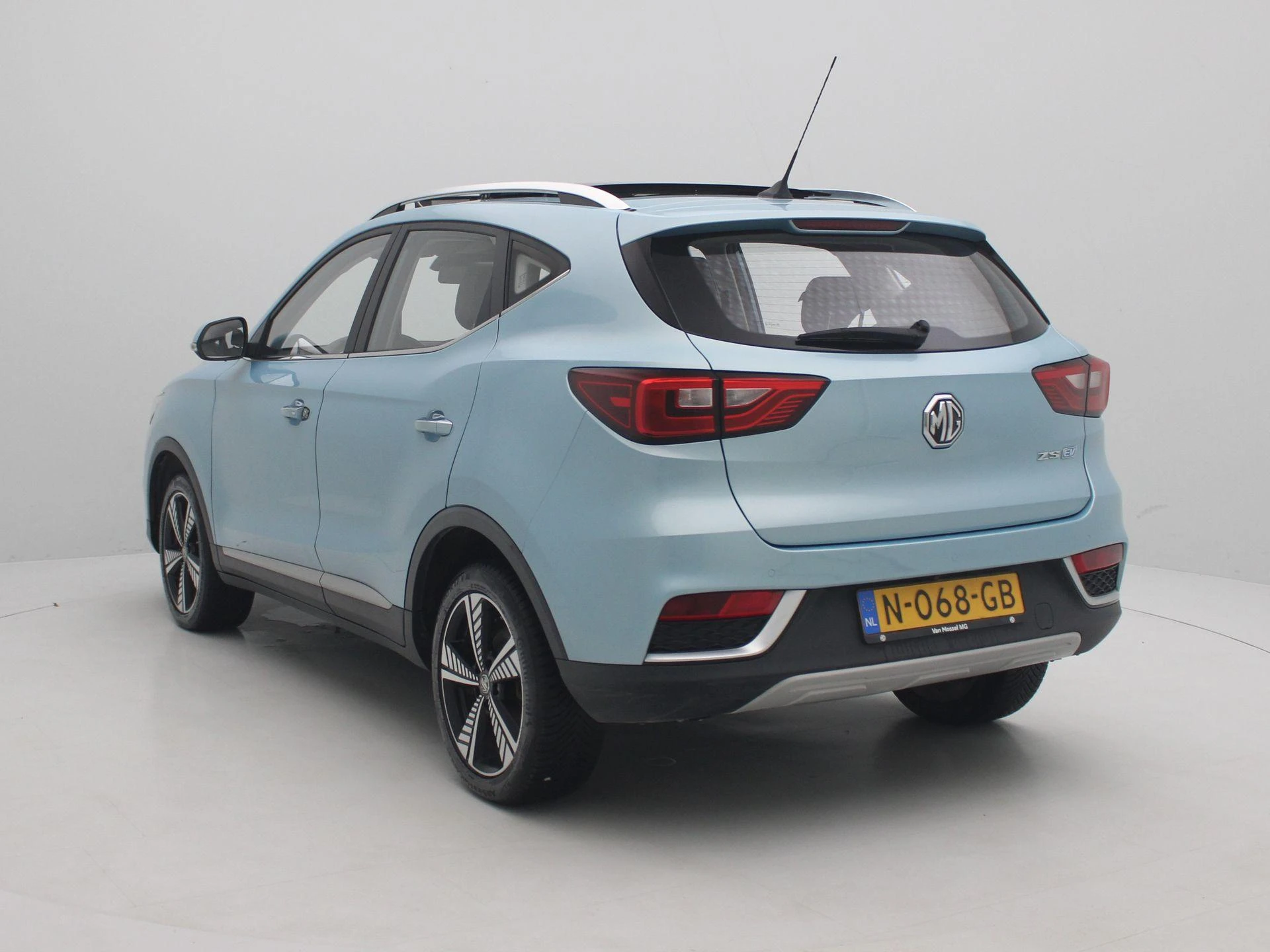 MG ZS EV Luxury 45 kWh