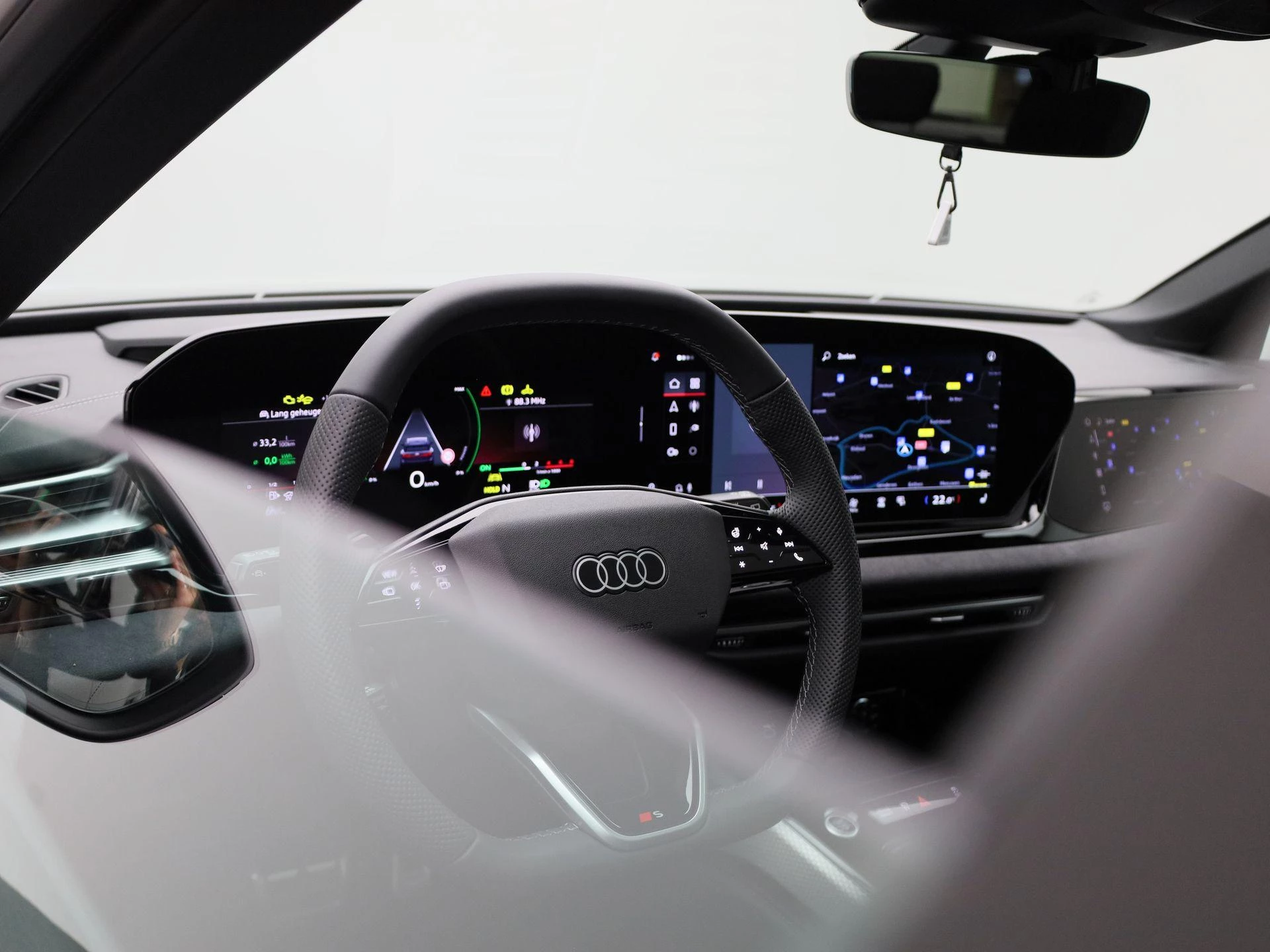 Audi A6 Avant 2.0 e-hybrid quattro S Competition 367 PK