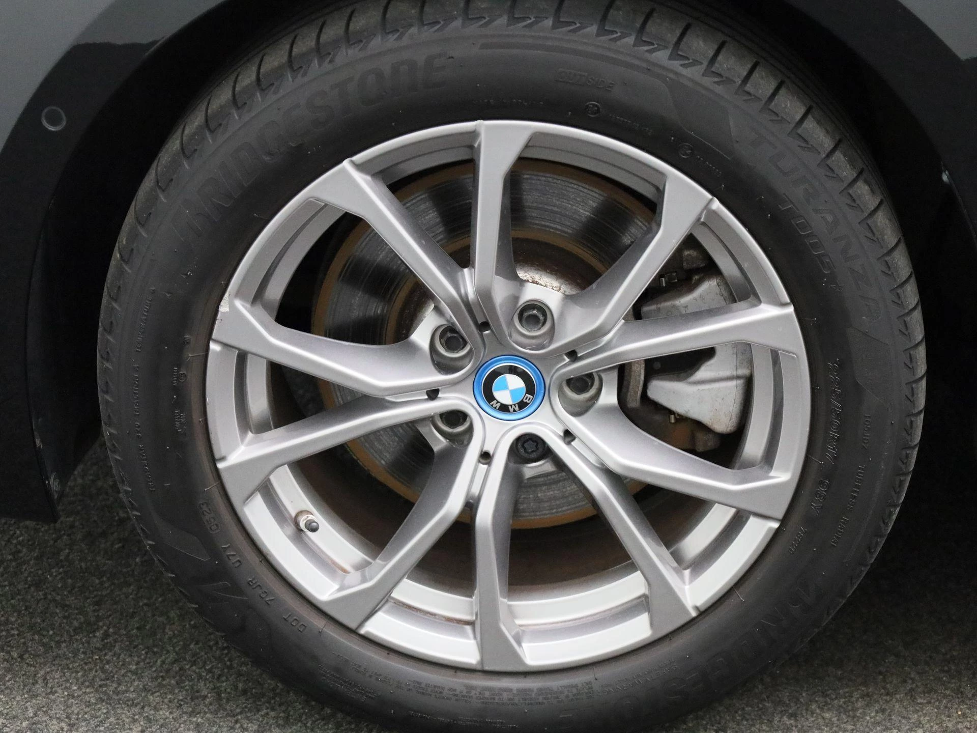 BMW-3 Serie-image-15