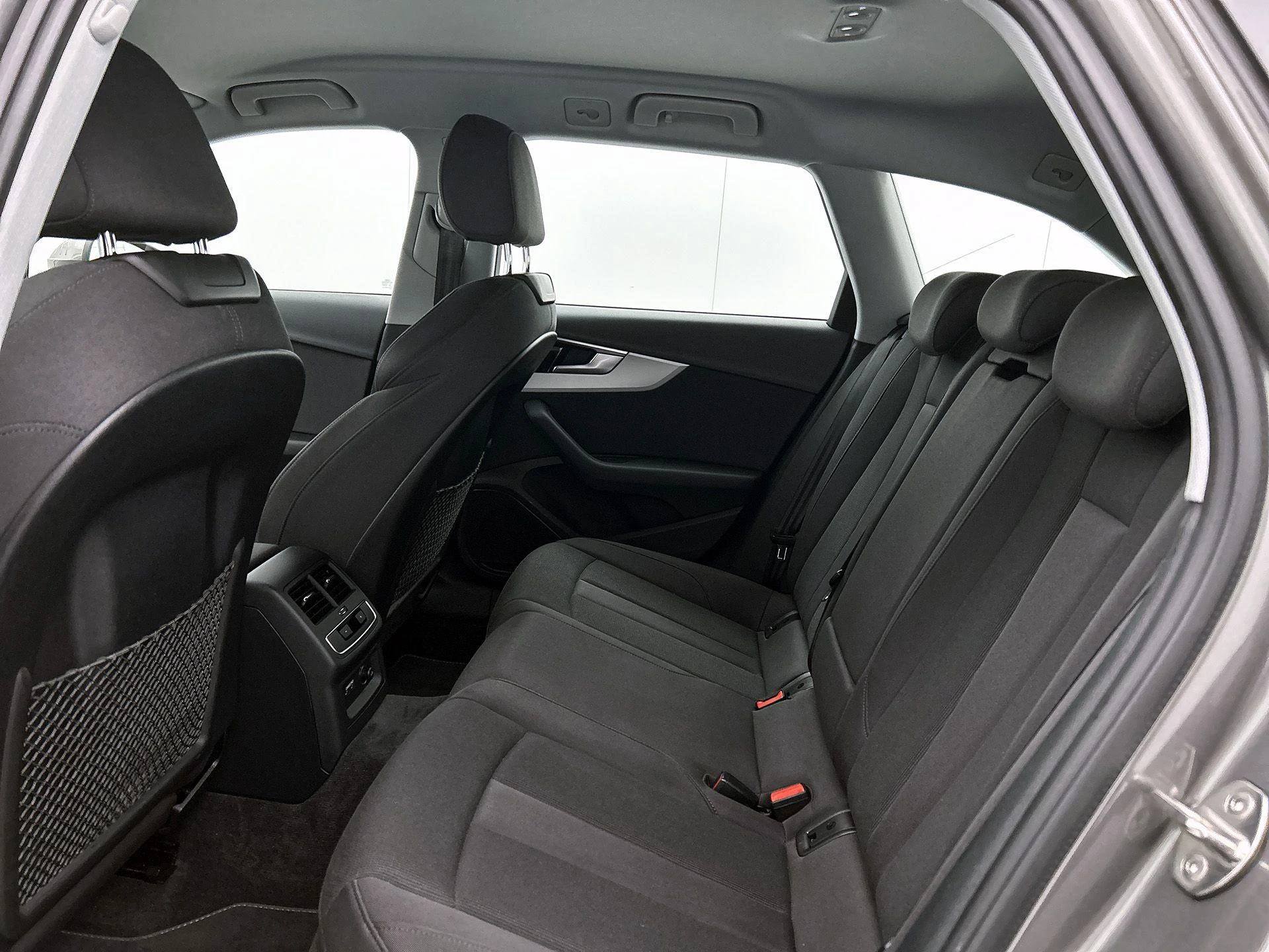 Audi-A4-image-25