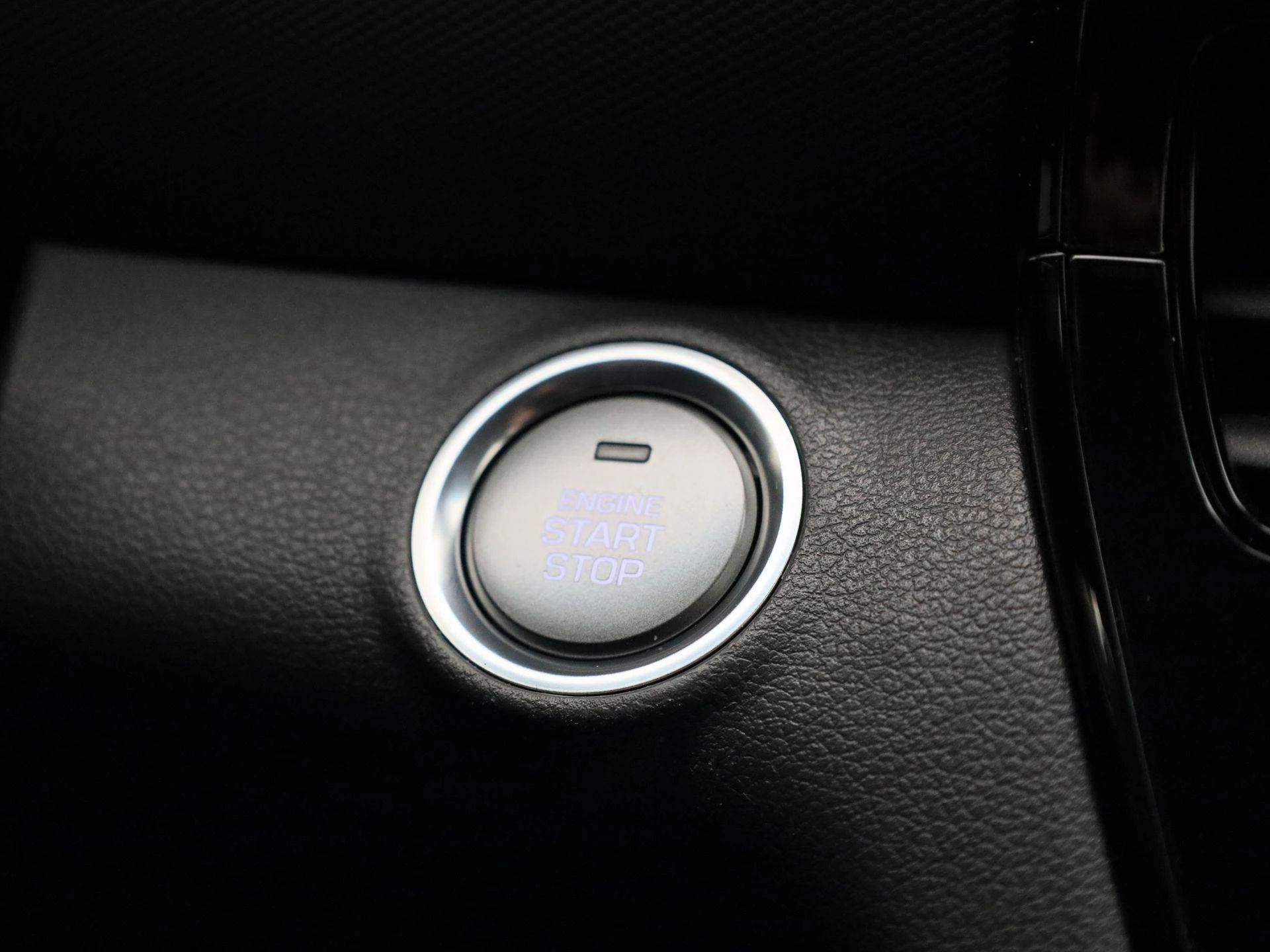 Hyundai-IONIQ-image-22