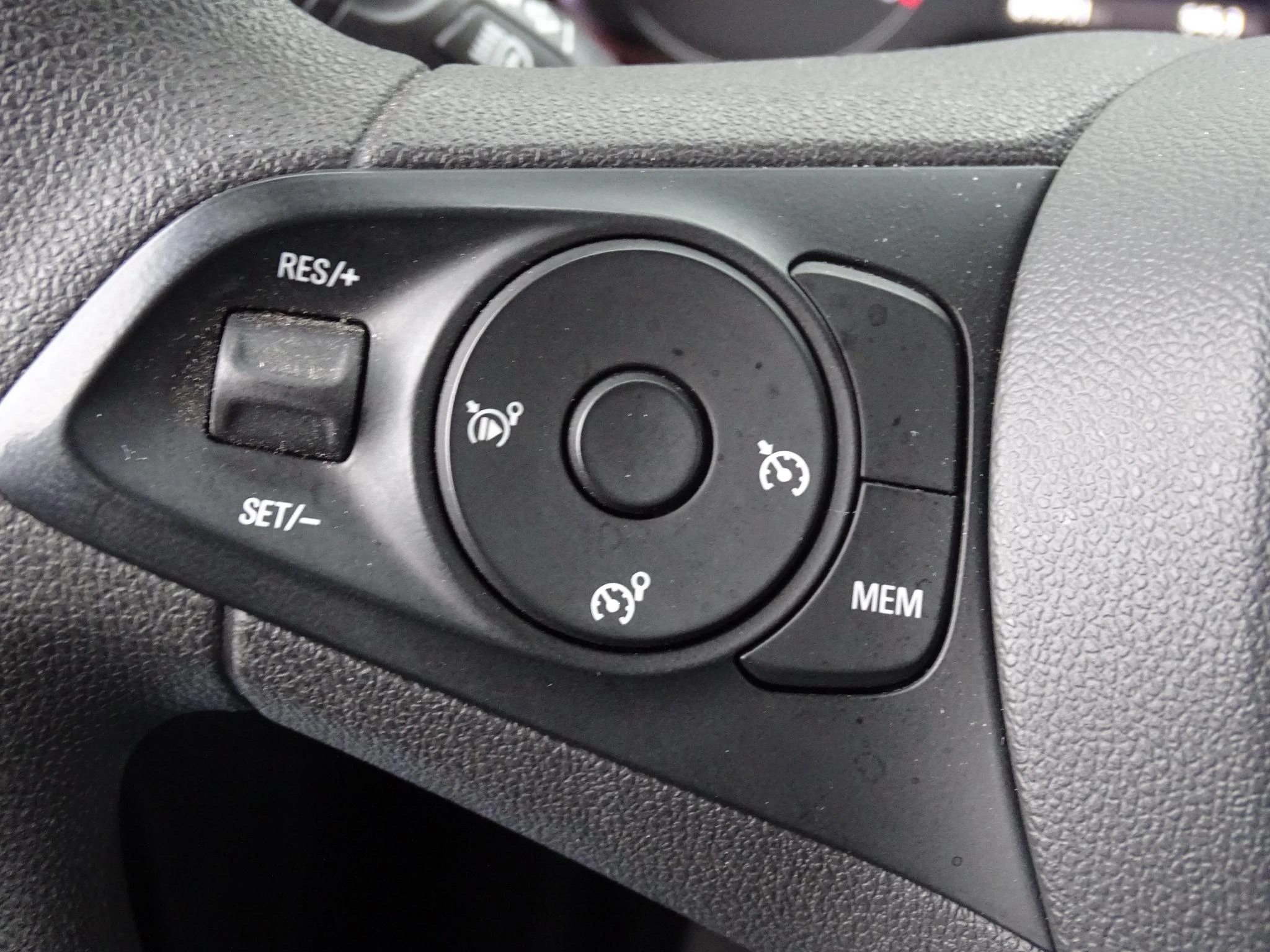 Opel-Combo-image-19