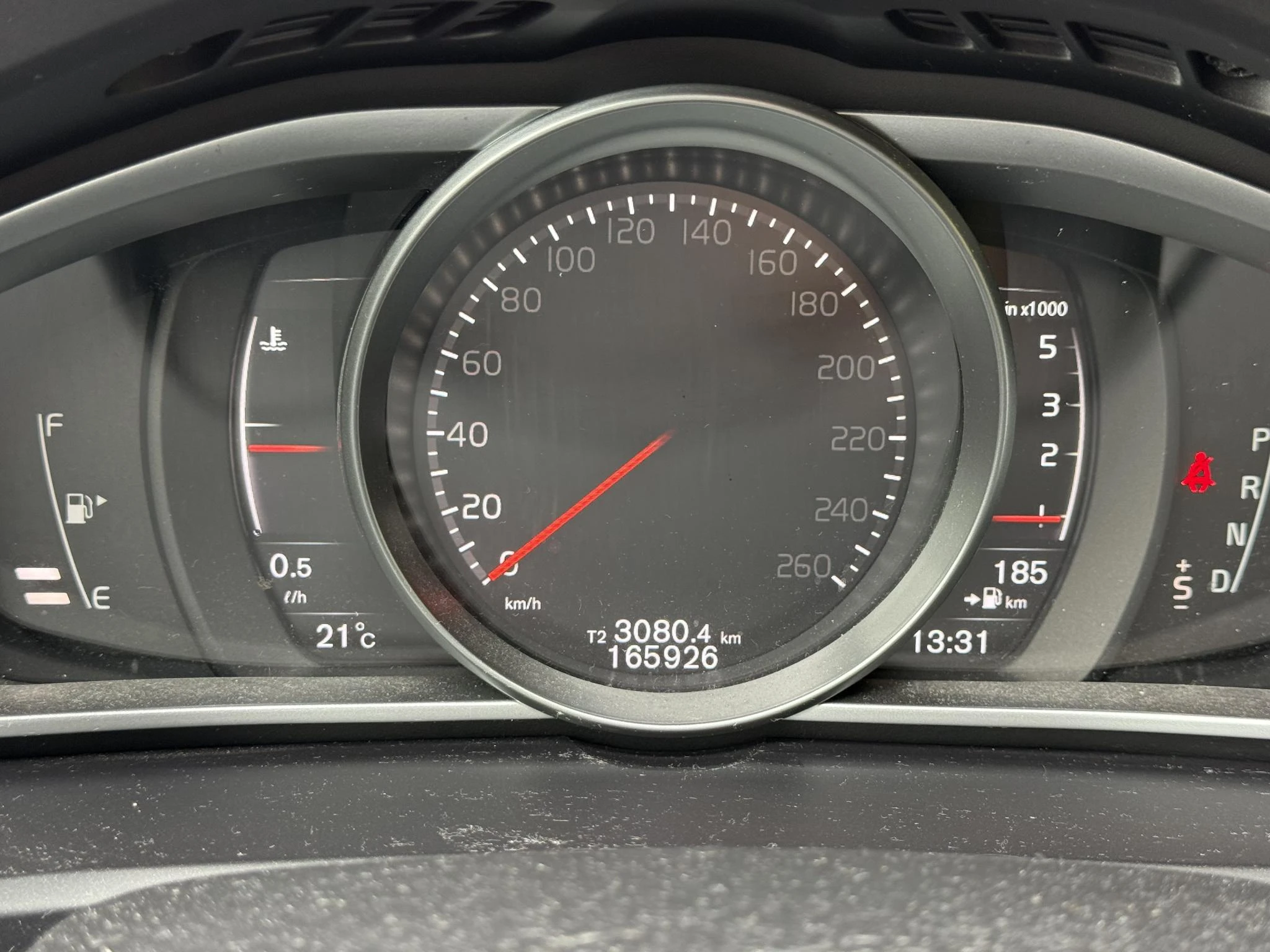 Volvo-V40-image-23