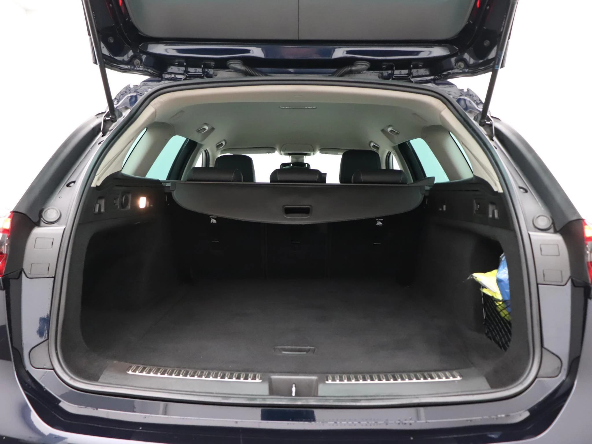 Opel-Insignia-image-11