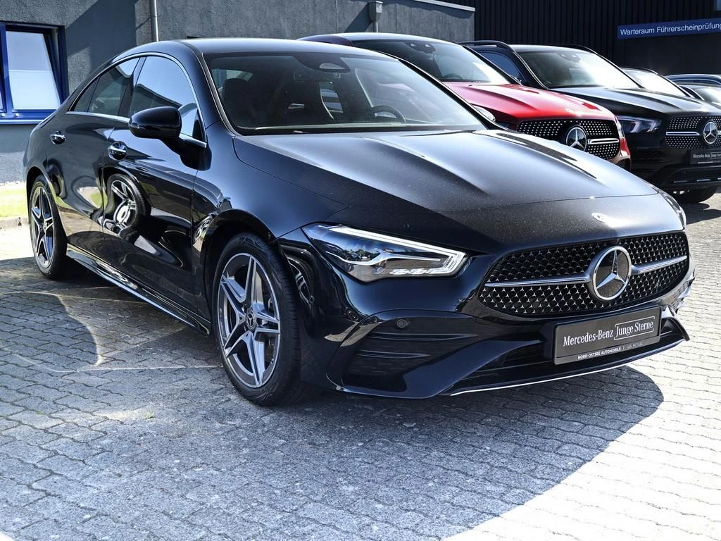 Mercedes-Benz-CLA 200-image-3