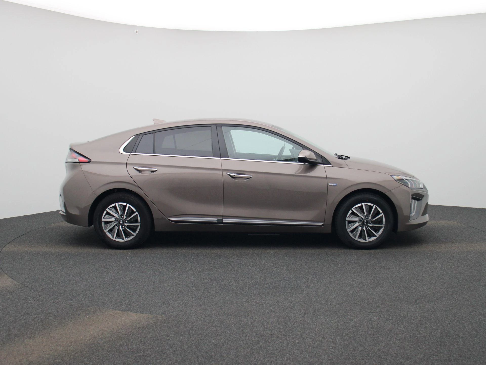 Hyundai-IONIQ-image-5