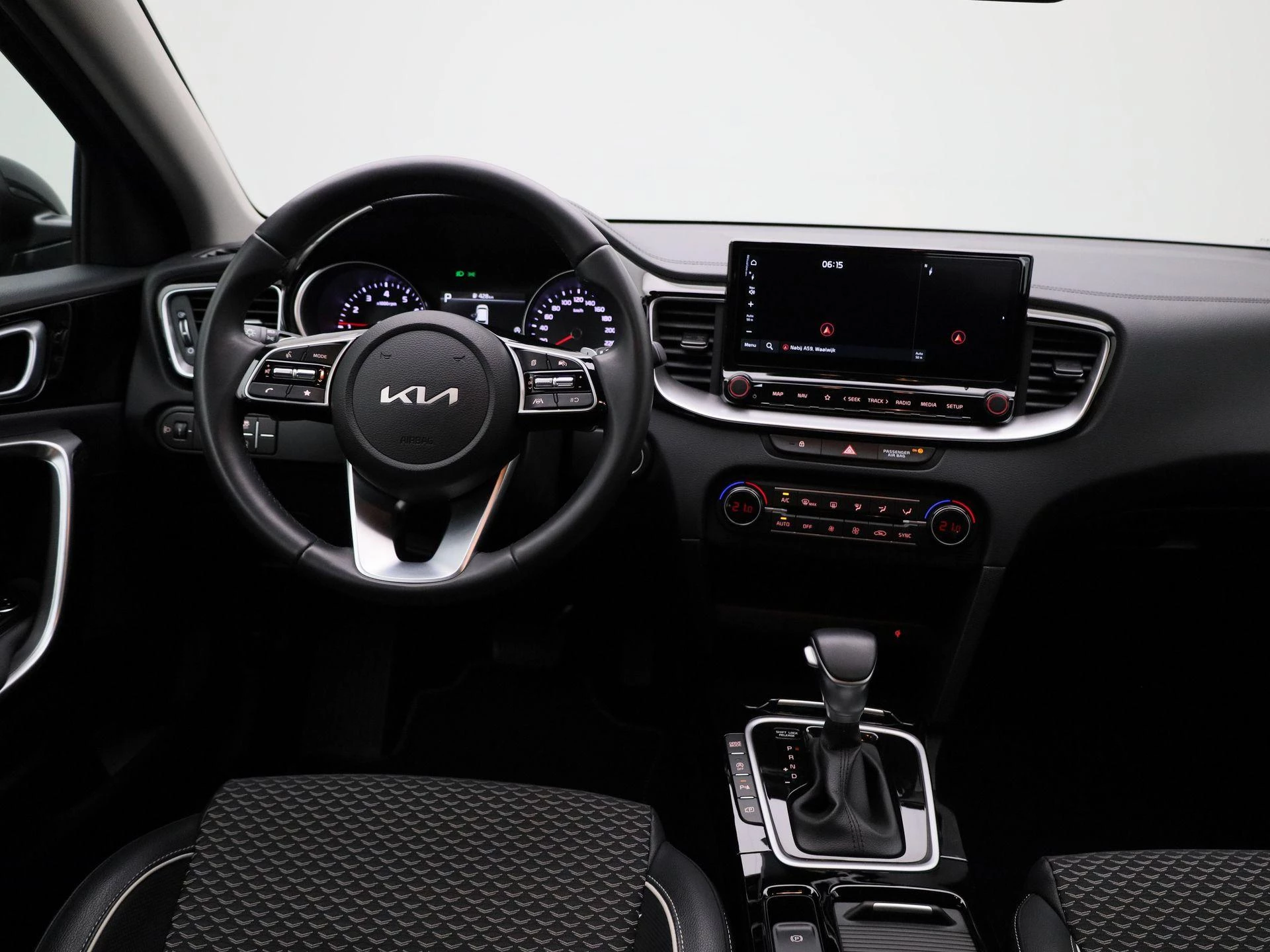 Kia-Ceed Sportswagon-image-7