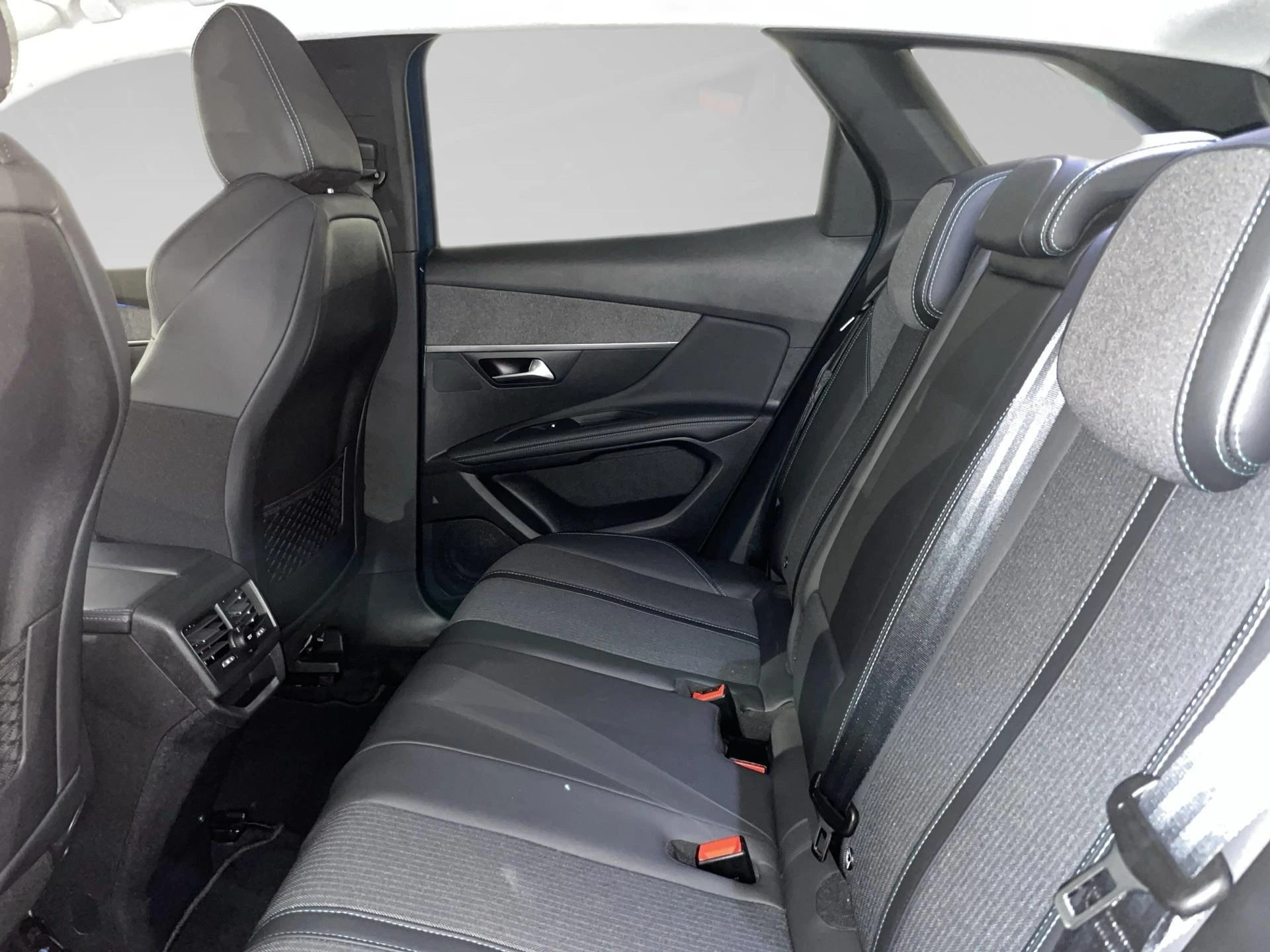 Peugeot-3008-image-10