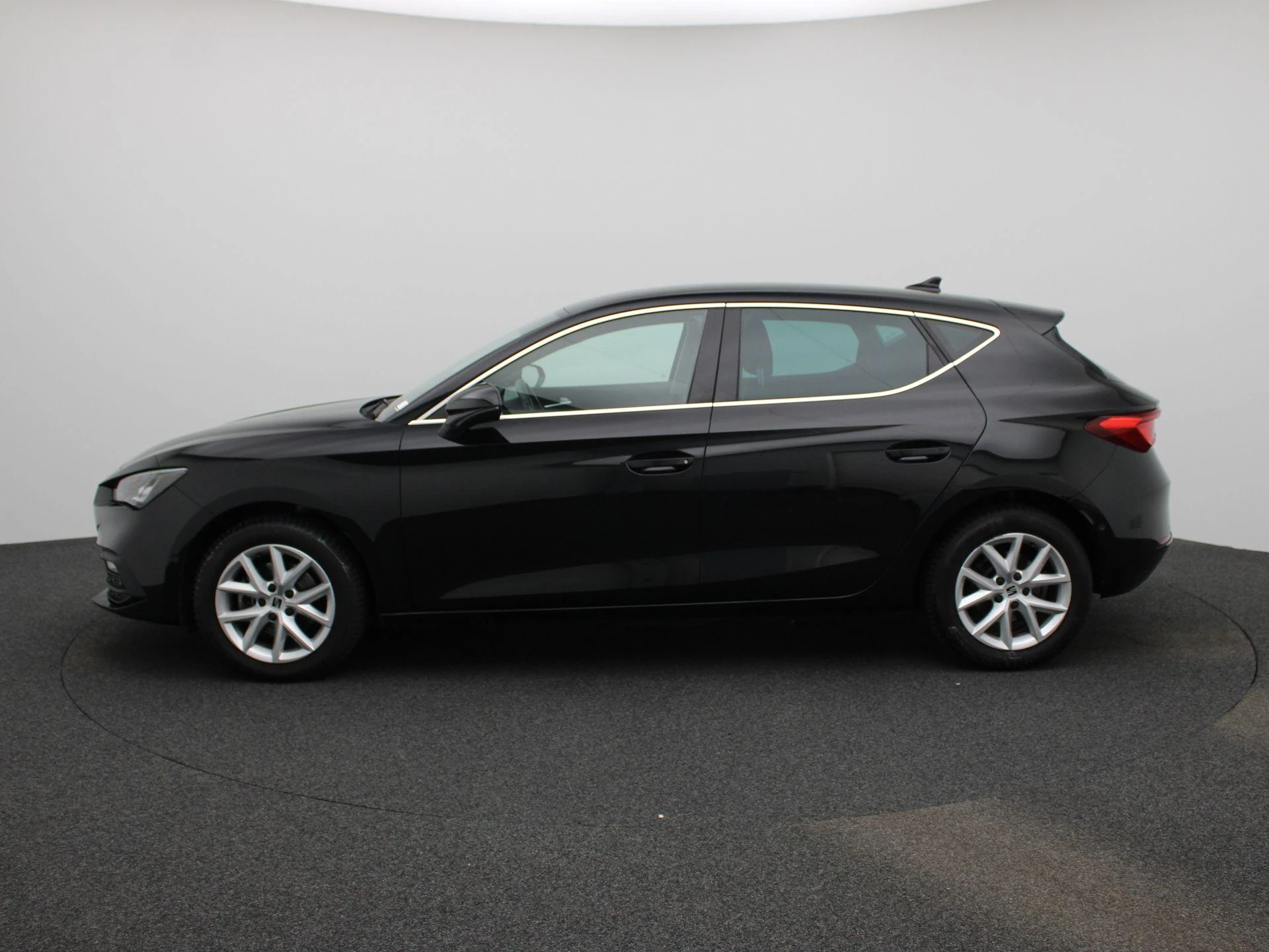 SEAT-Leon-image-3