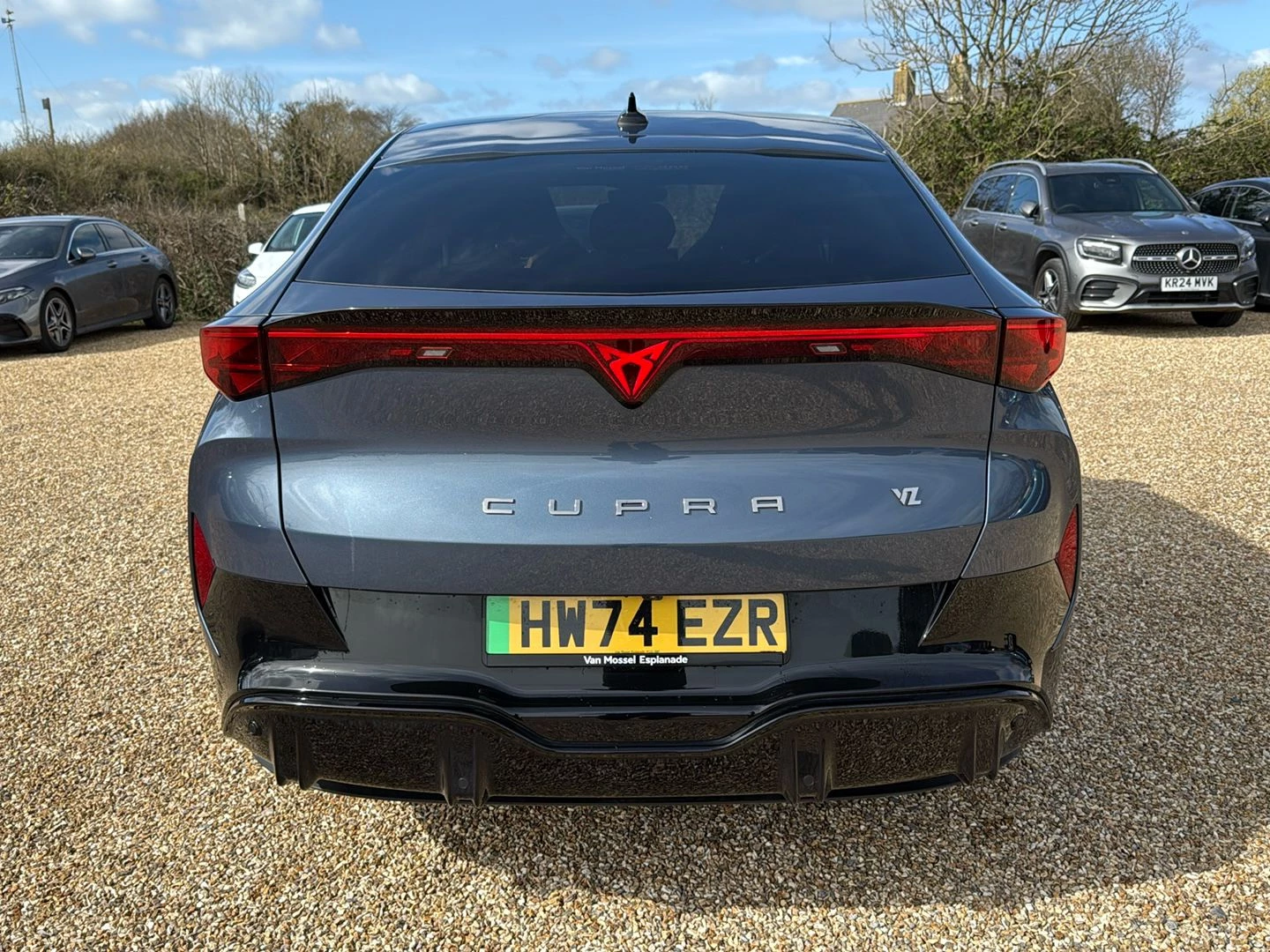 CUPRA-Tavascan-image-5