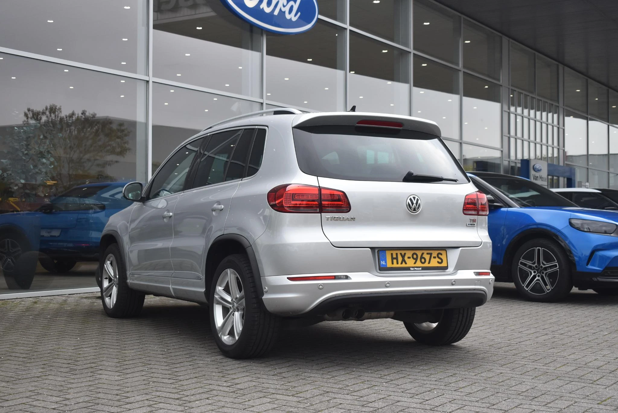 Volkswagen-Tiguan-image-6