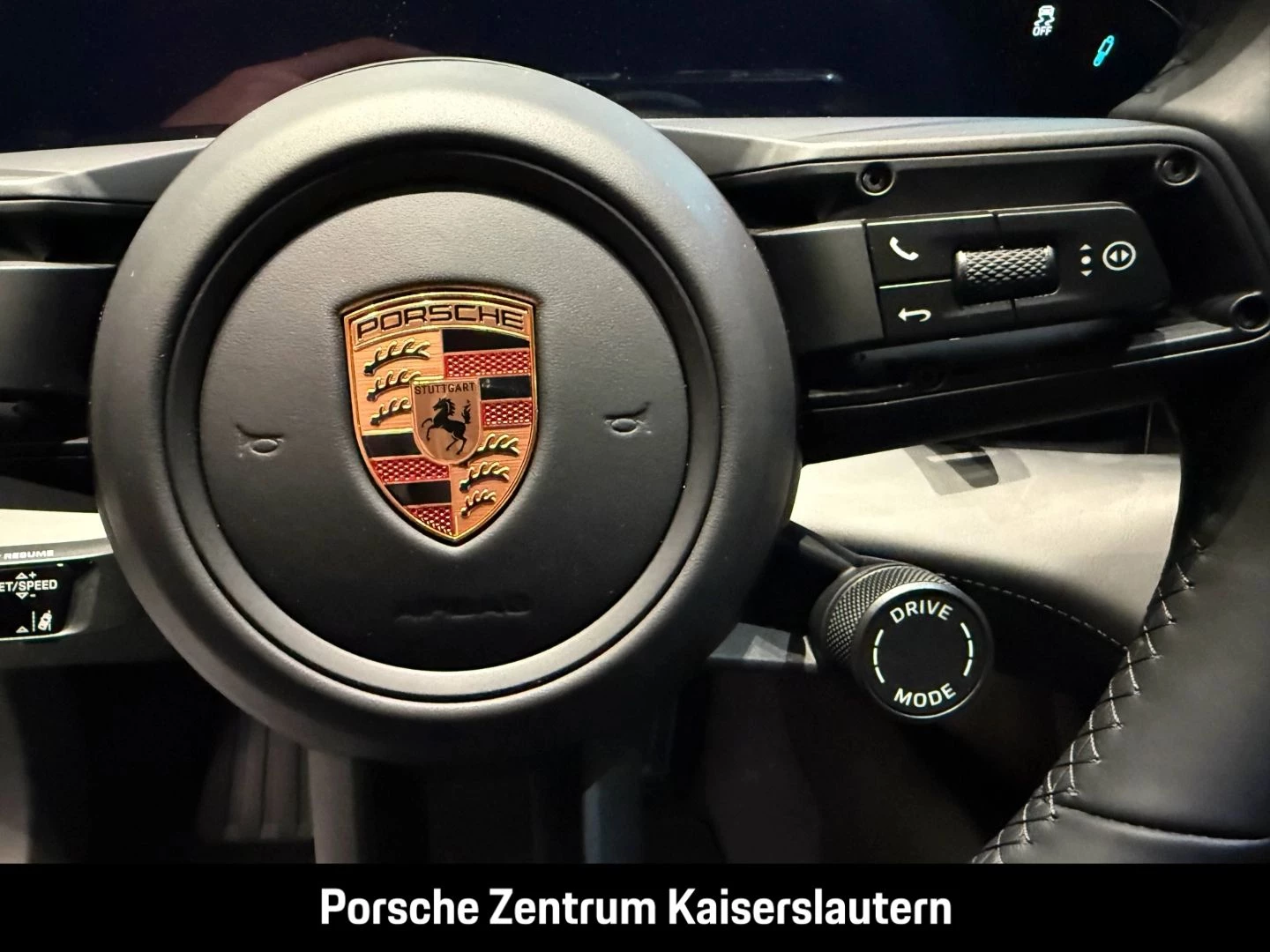 Porsche Taycan 4 Black Edition HA-Lenkung InnoDrive LED black edition