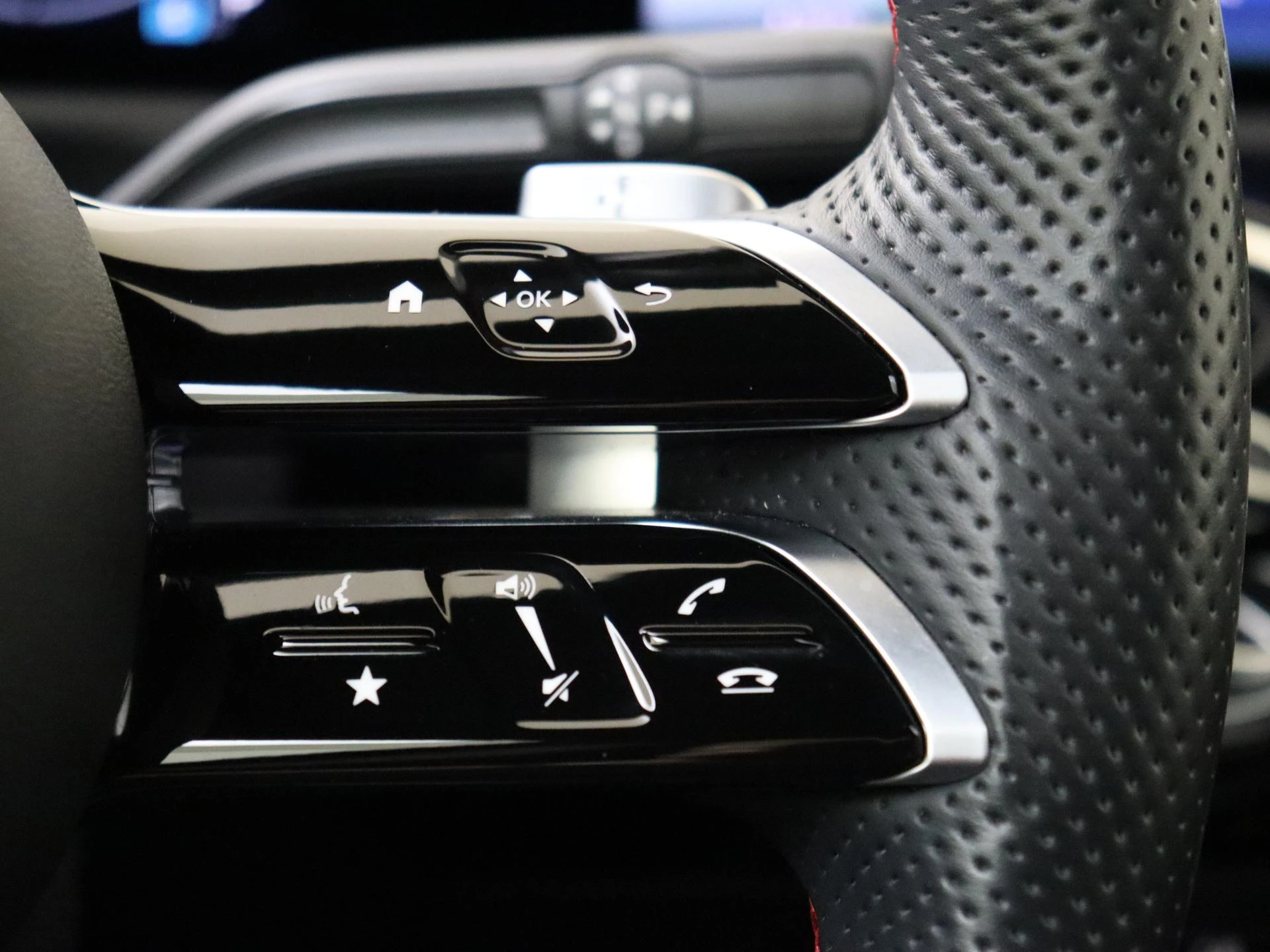 Mercedes-Benz-A-Klasse-image-13