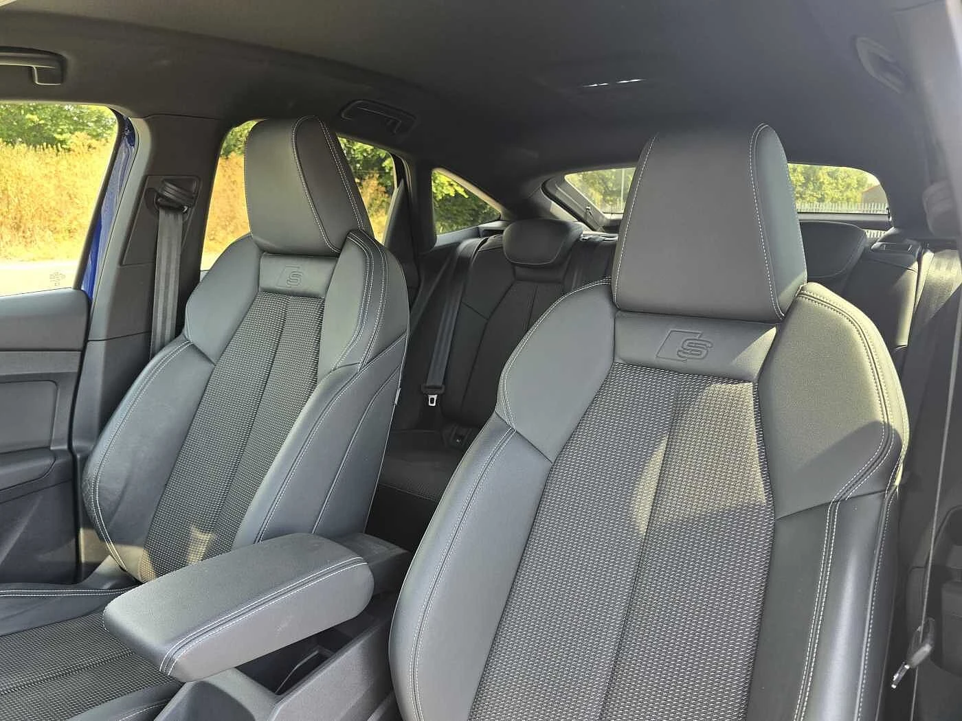 Audi-Q4 Sportback e-tron-image-9
