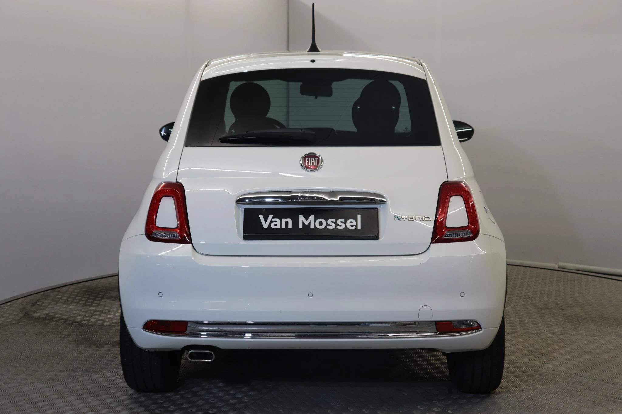 Fiat 500 (3-d) 1.0 Hybrid 70 Dolcevita 51kW