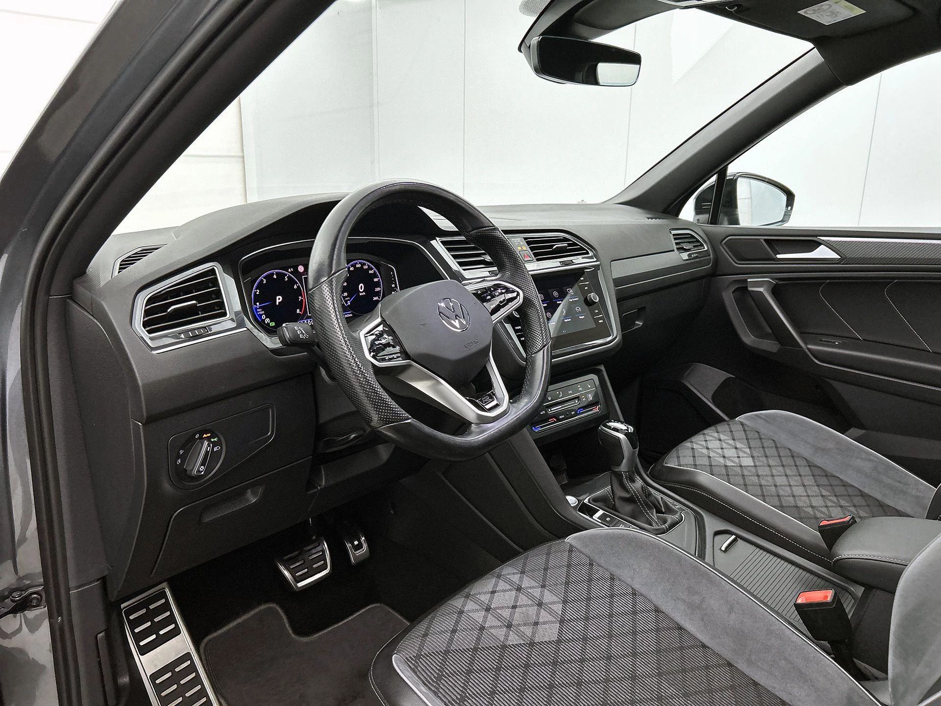Volkswagen-Tiguan Allspace-image-19