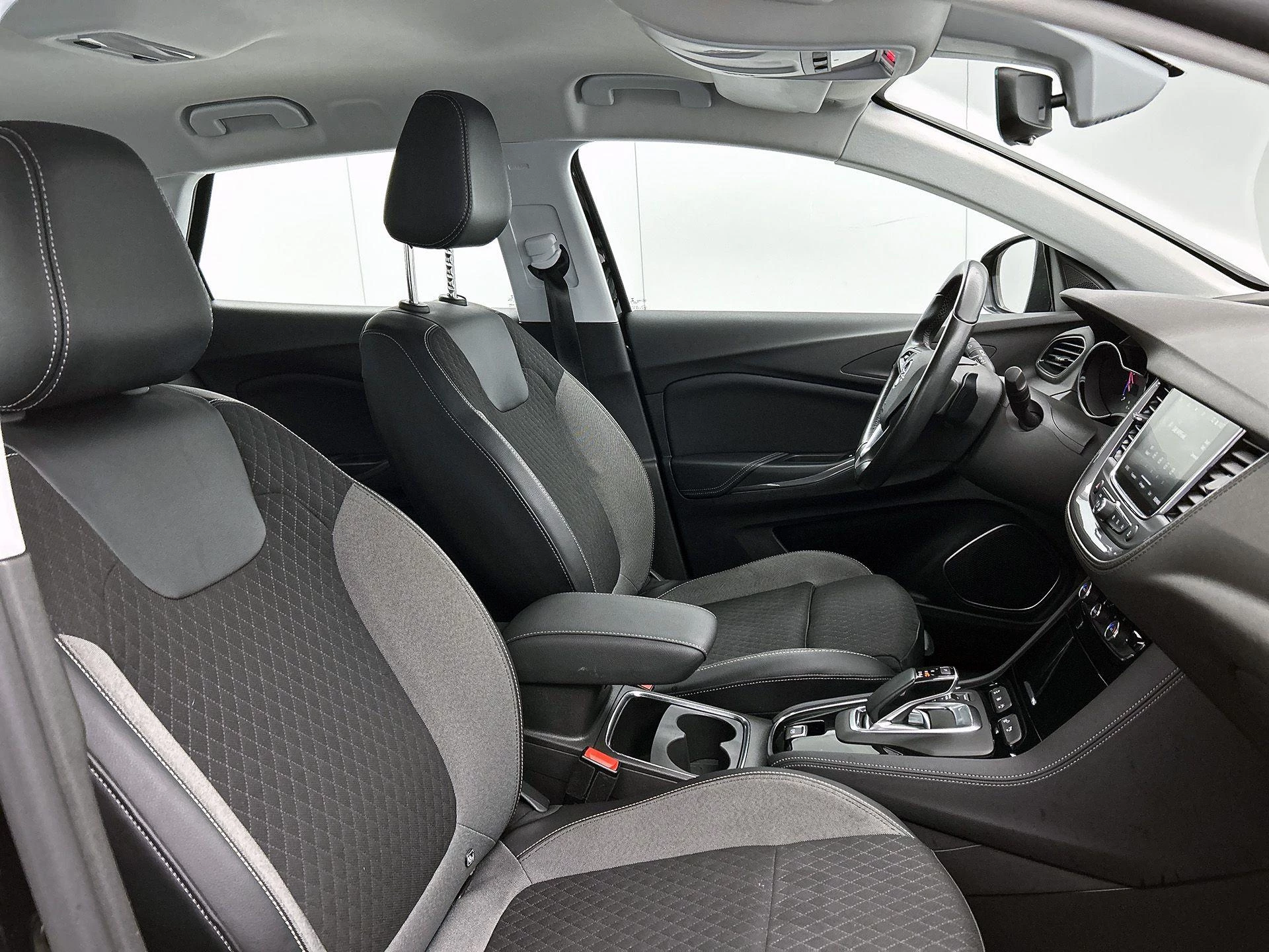 Opel-Grandland X-image-31
