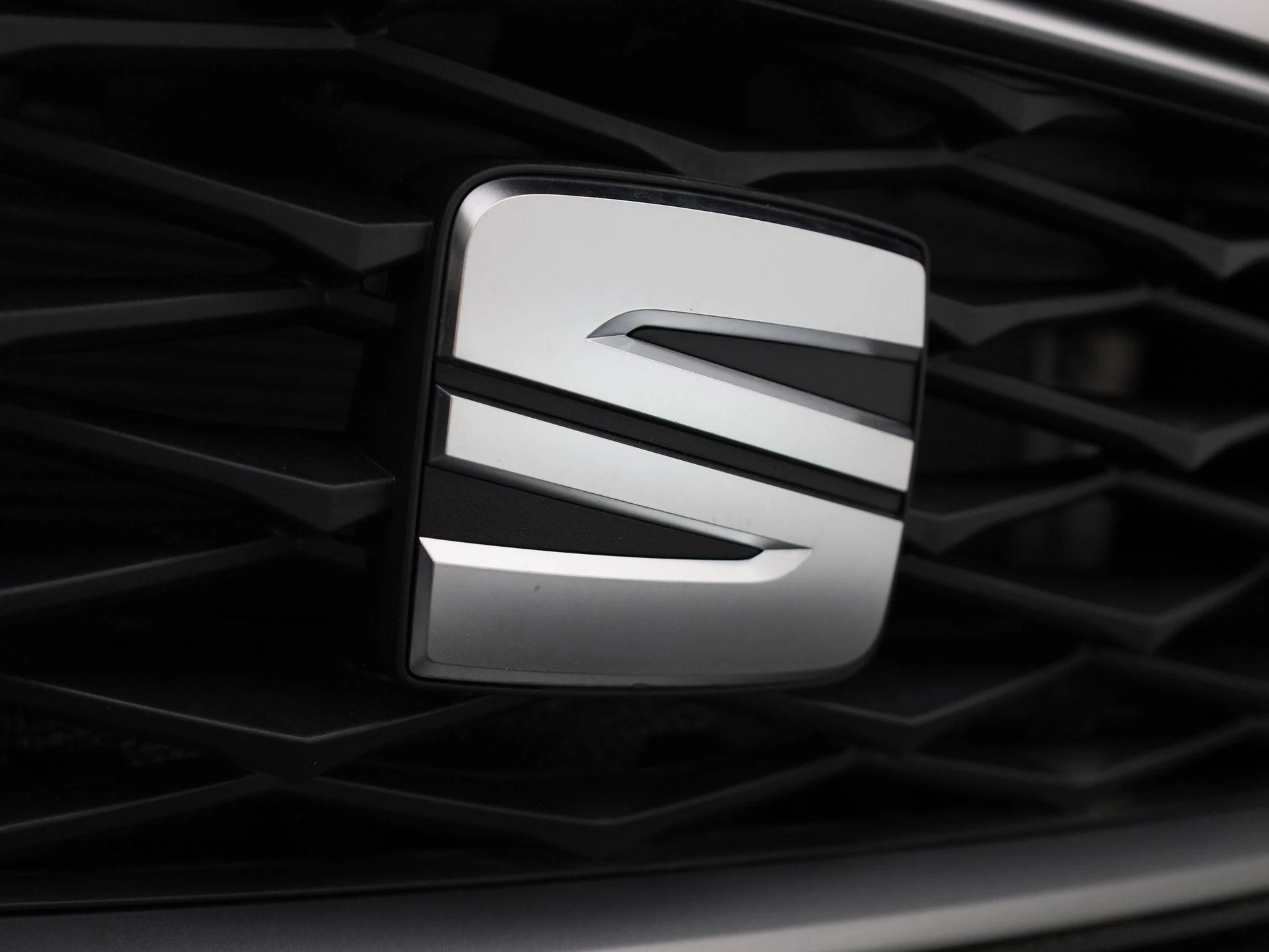 SEAT Leon Sportstourer 1.5 TSI e-Hybrid FR Business