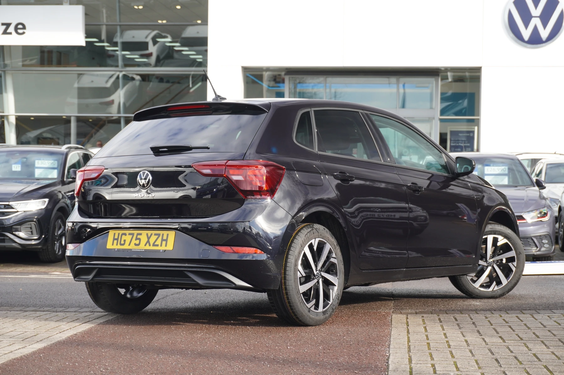 Volkswagen-Polo-image-14