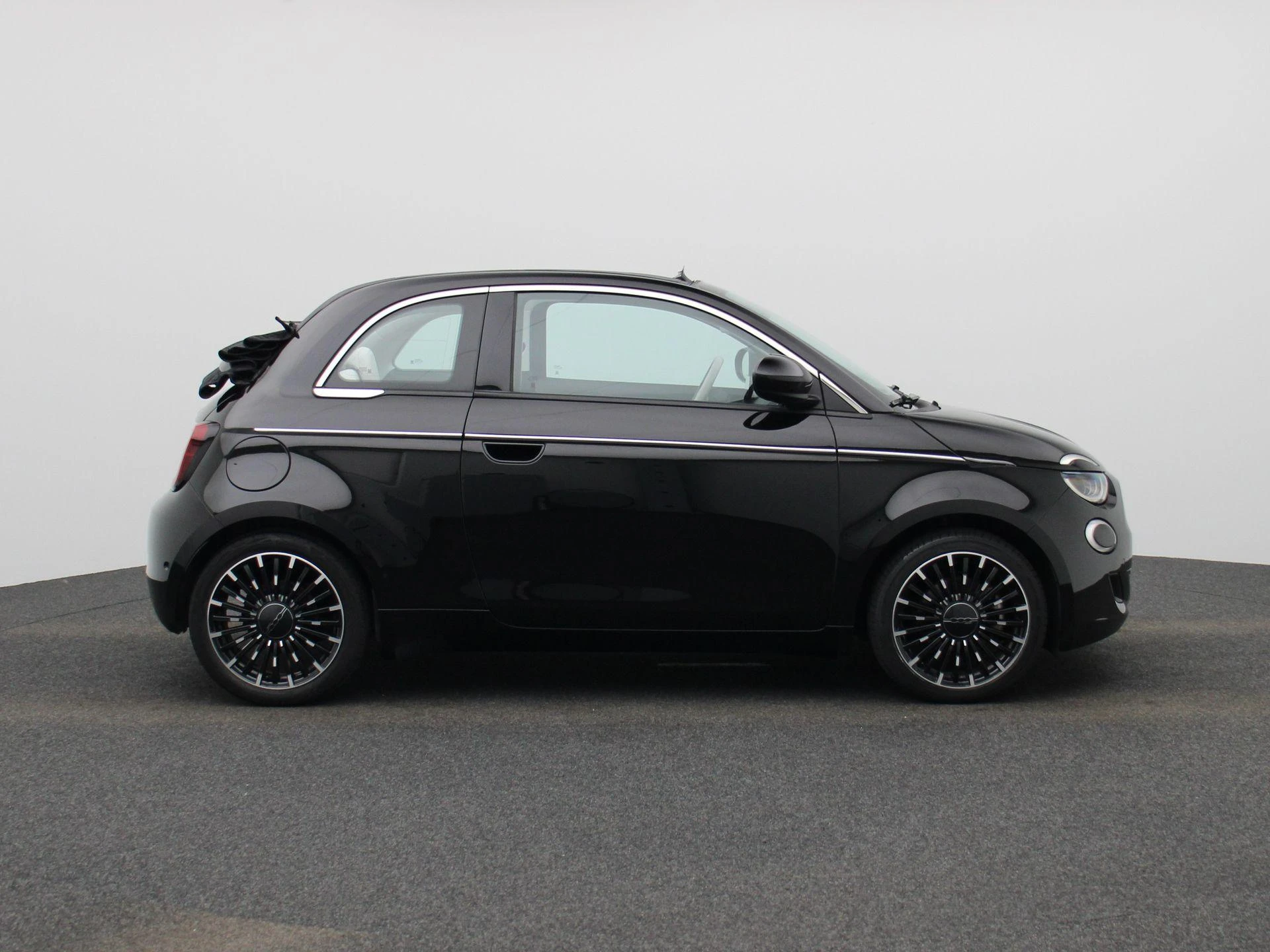 Fiat-500C-image-5