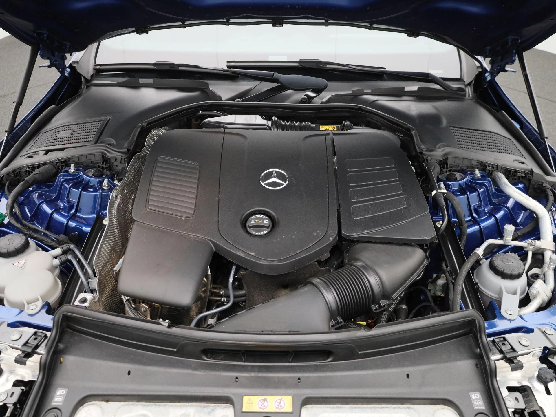 Mercedes-Benz-C-Klasse-image-41