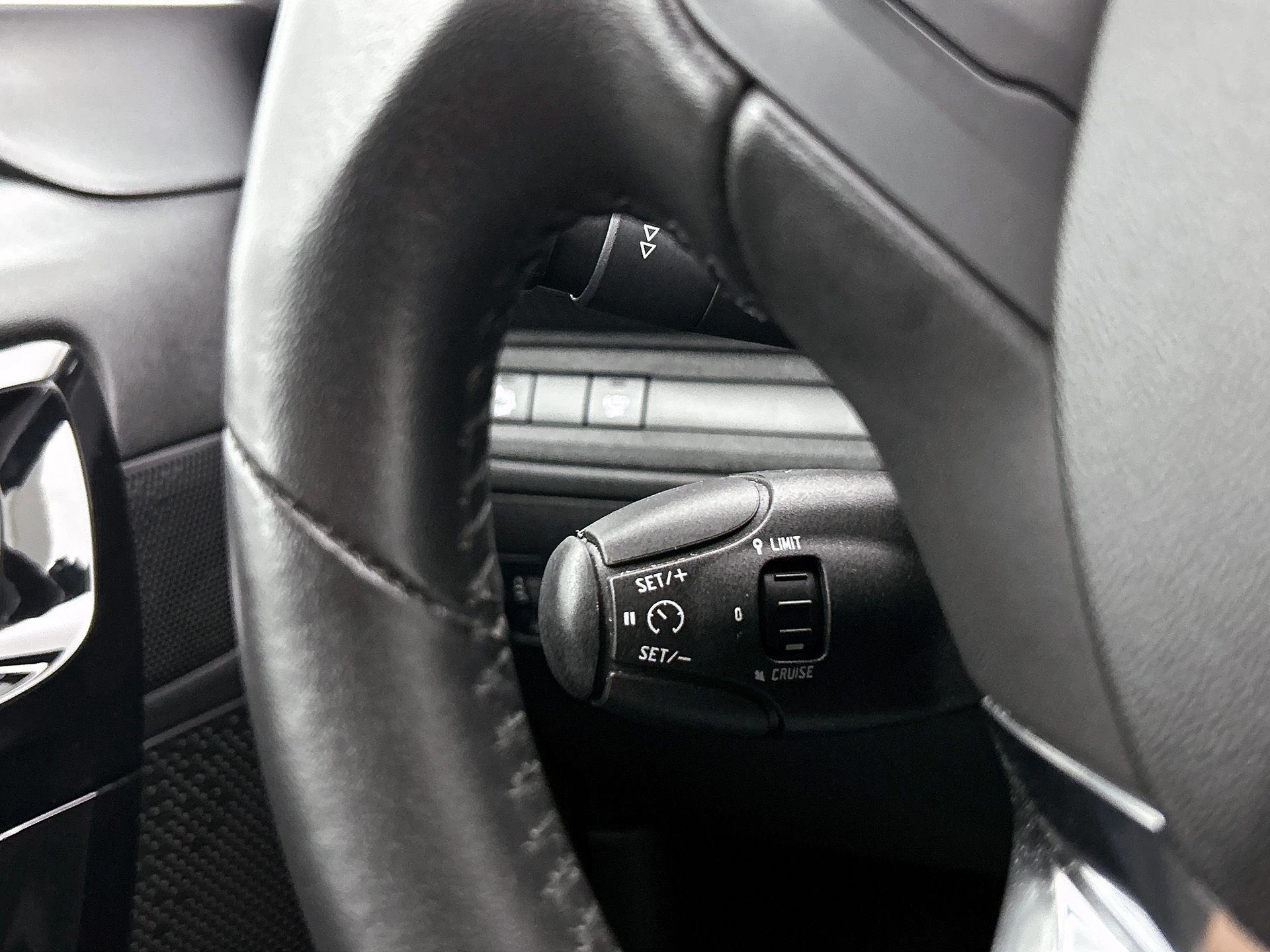 Peugeot-2008-image-5