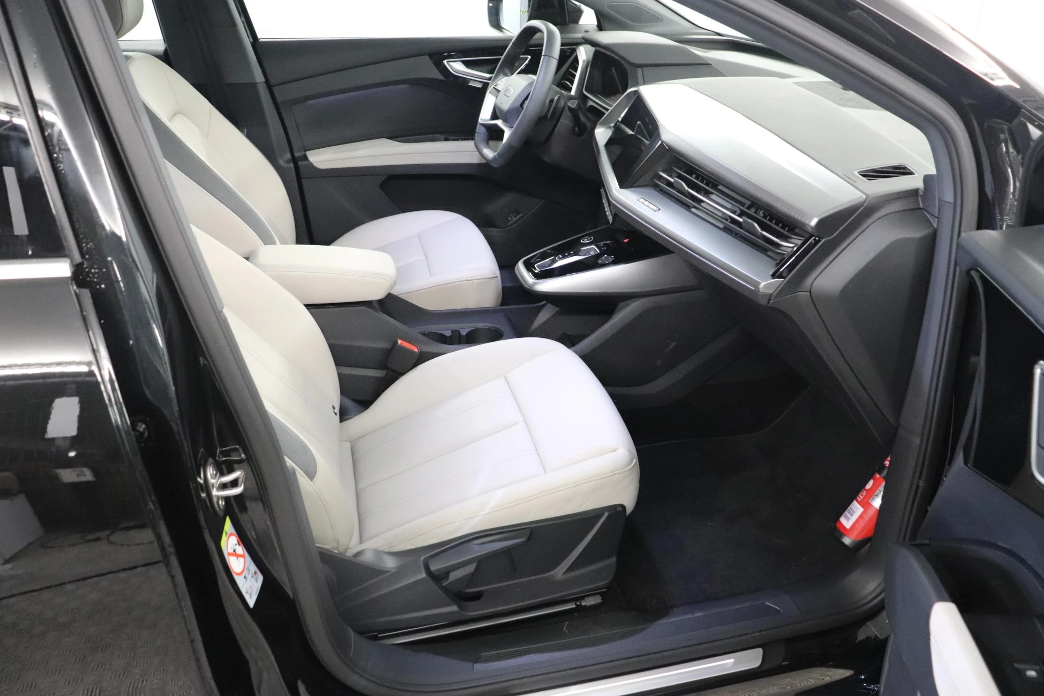 Audi-Q4 Sportback e-tron-image-7